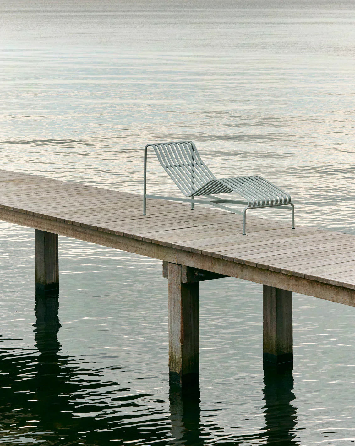 Living Outside: Furniture, Culture, and the New Domestic Landscape