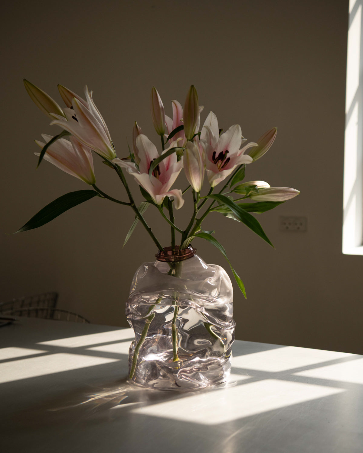 Eros Torso HUE M Purple - Vase