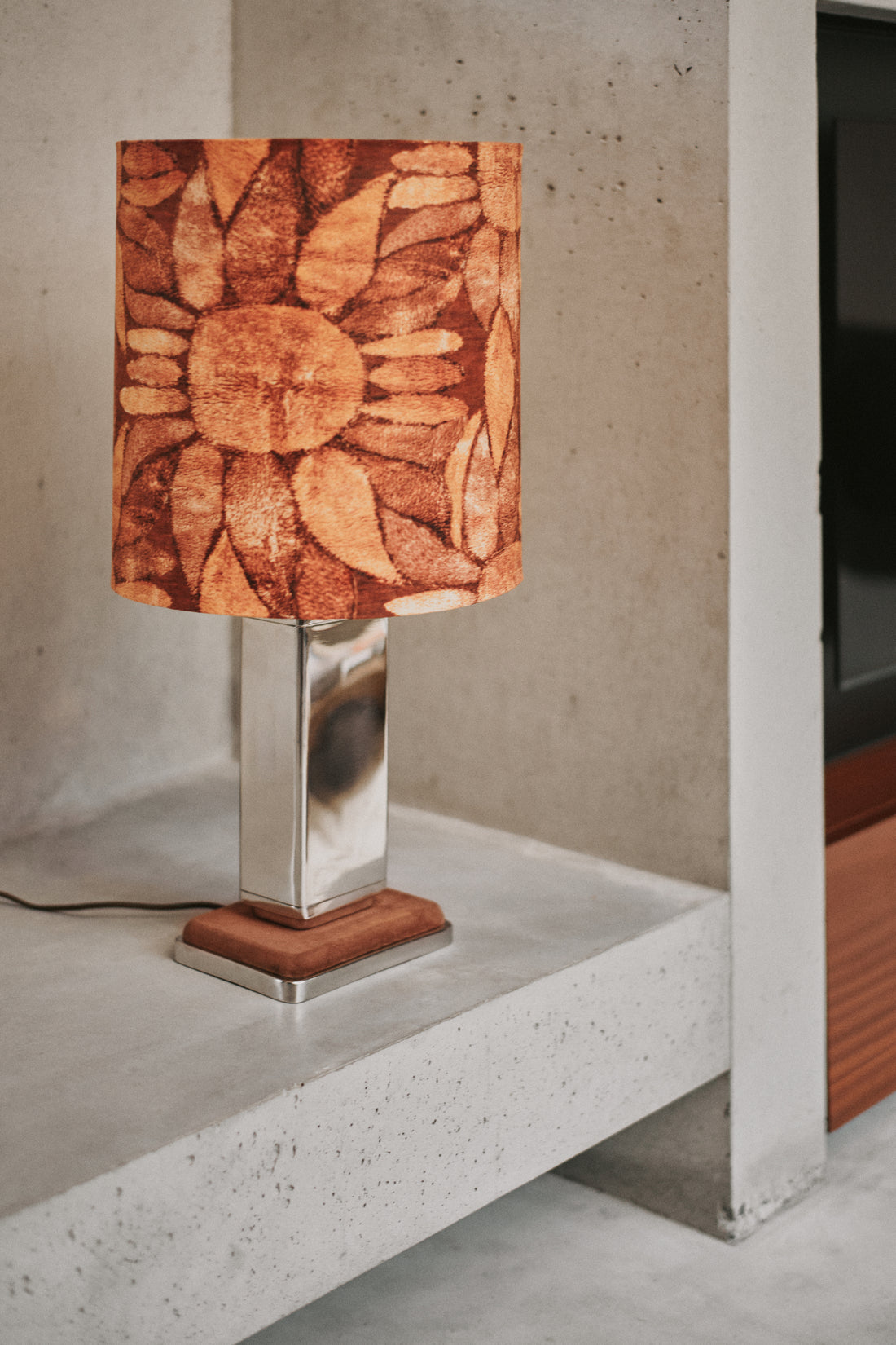 Brut Lamp Base
