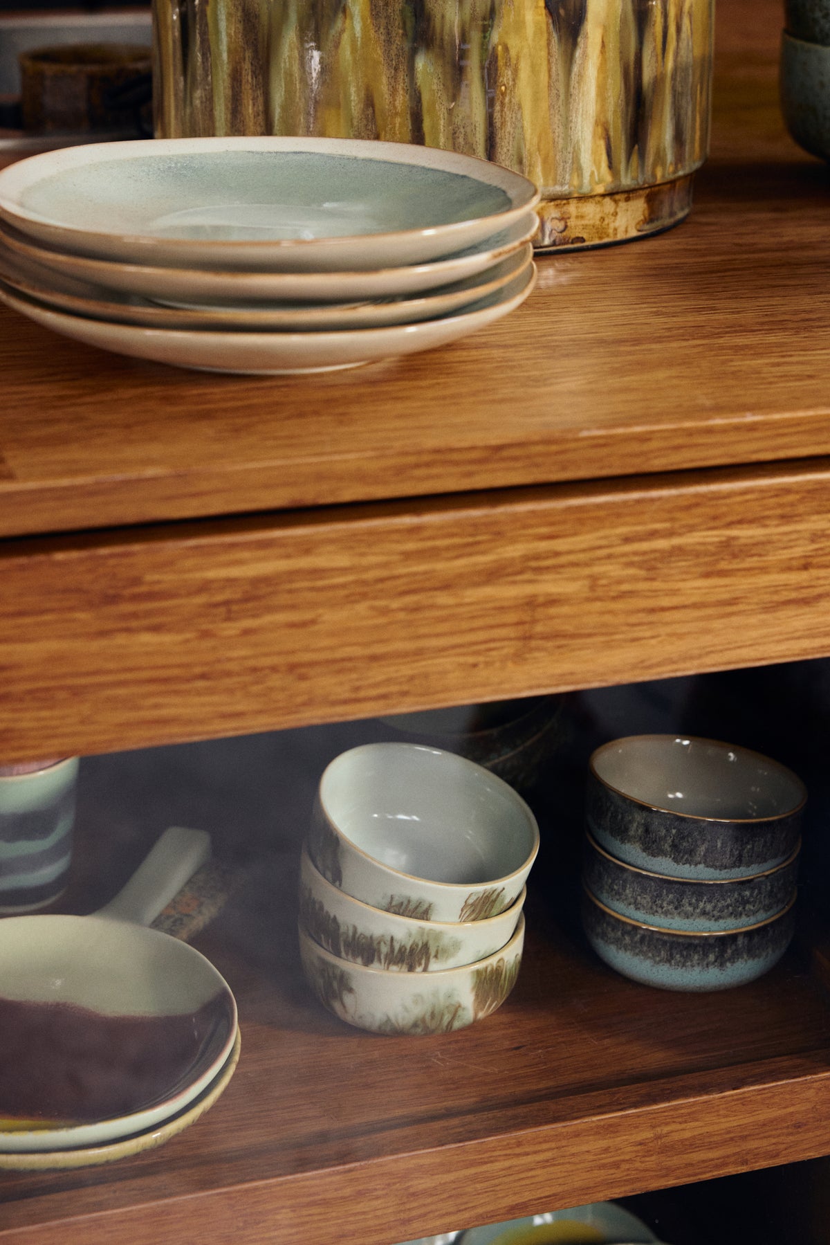 70s Ceramics – Frühstücksteller, Mist (2-Set) – HKLIVING – Ansicht 9