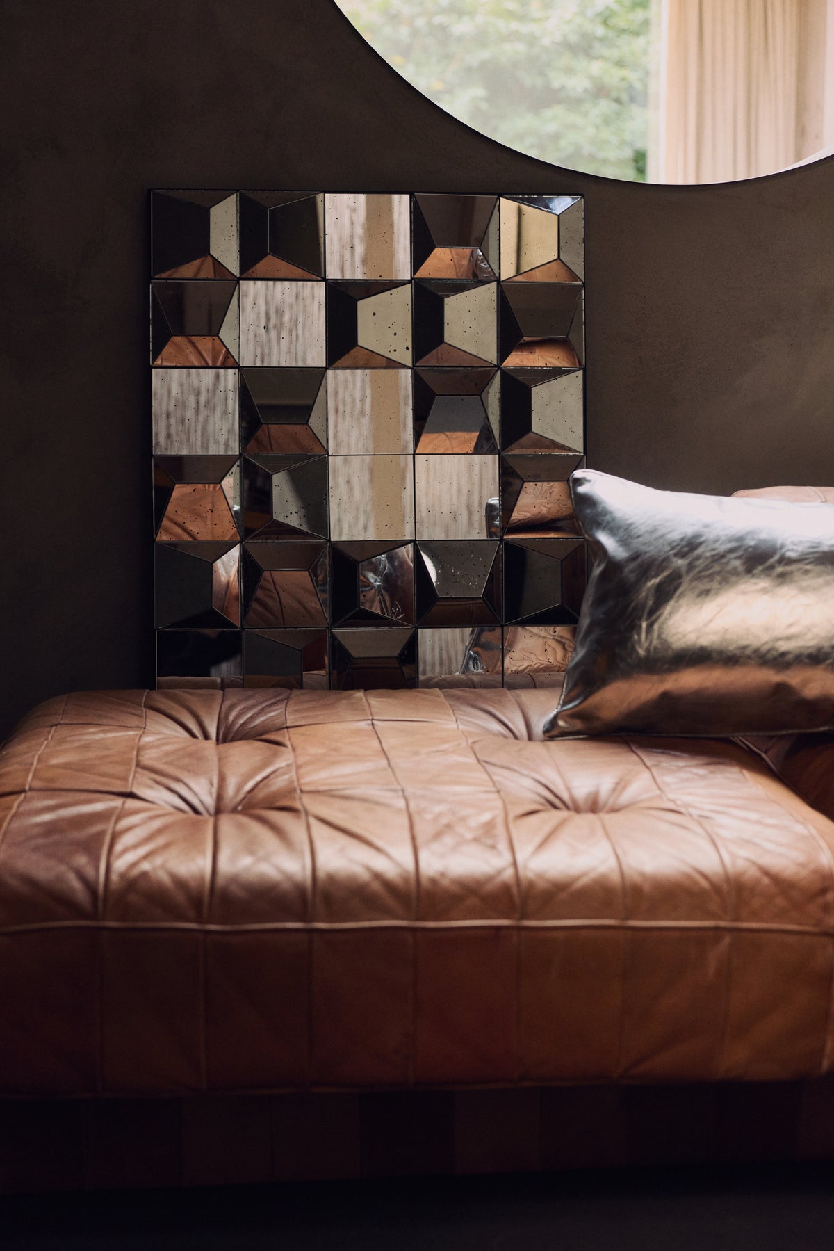 Relief Spiegel – HKLIVING – Ansicht 2