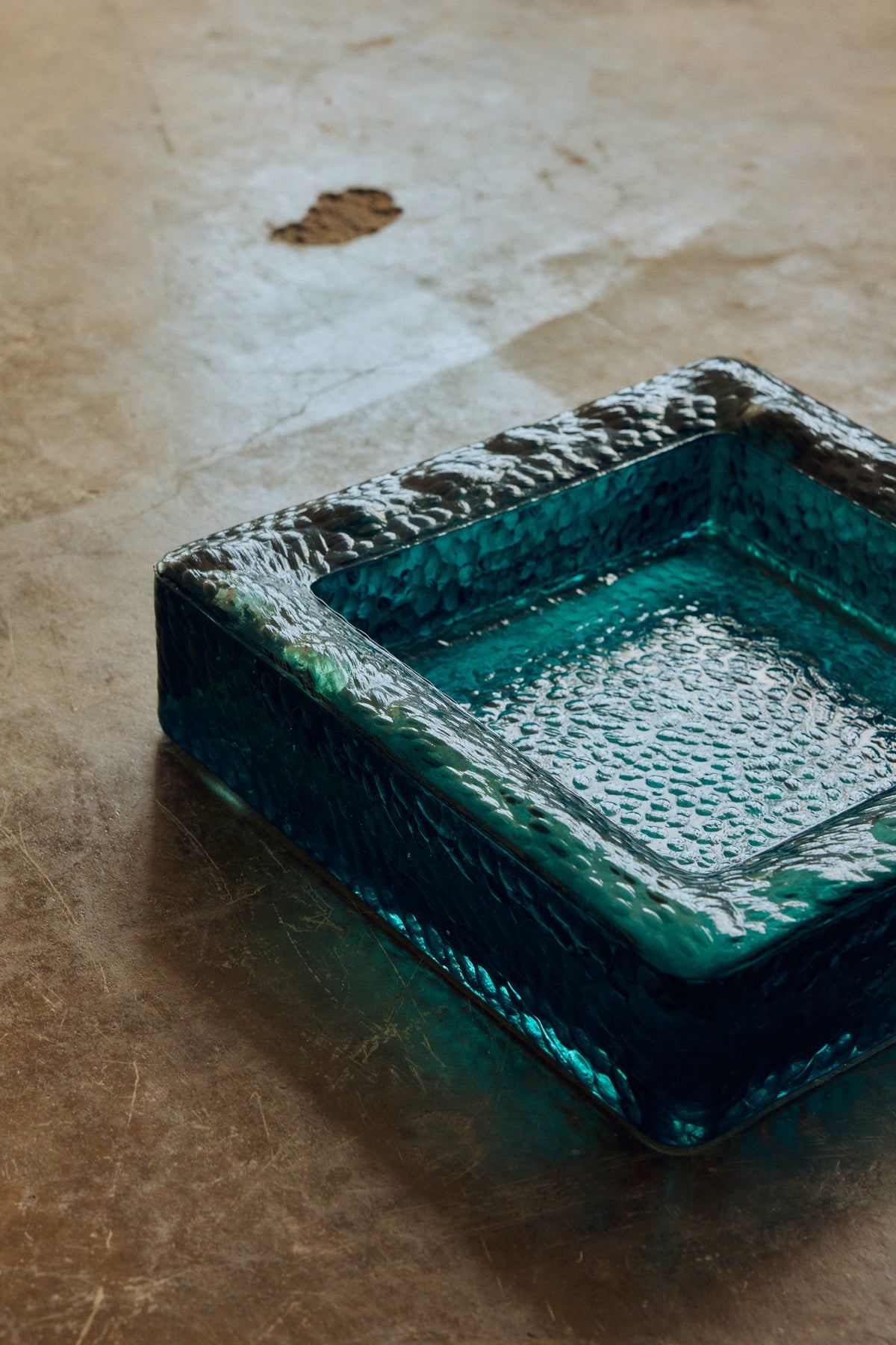 Sculptural Square Glasschale – HKLIVING – Ansicht 5