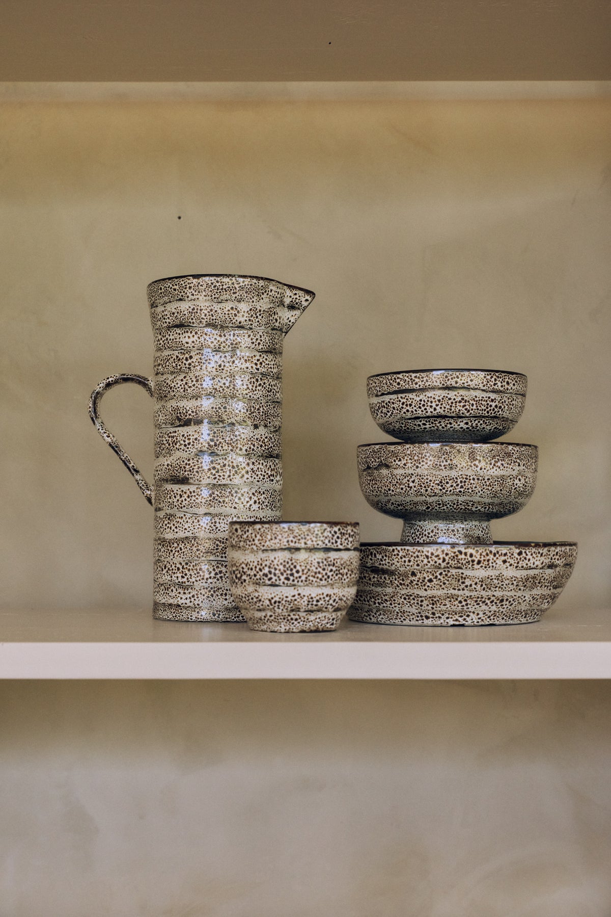 70s Ceramics – Tapasschale mit Fuß L, Brew – HKLIVING – Ansicht 2