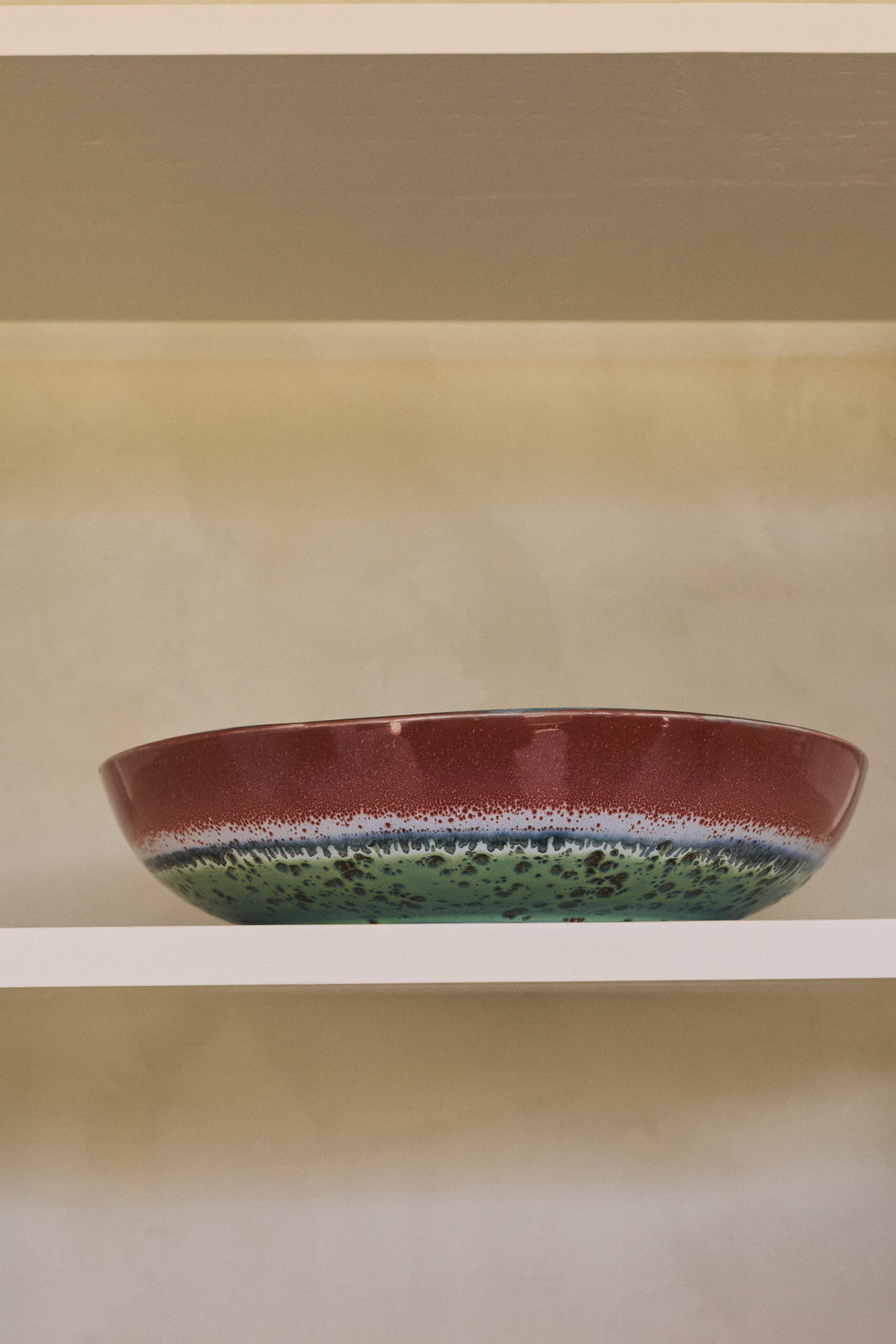 70s Ceramics – Serving Bowl, Romance