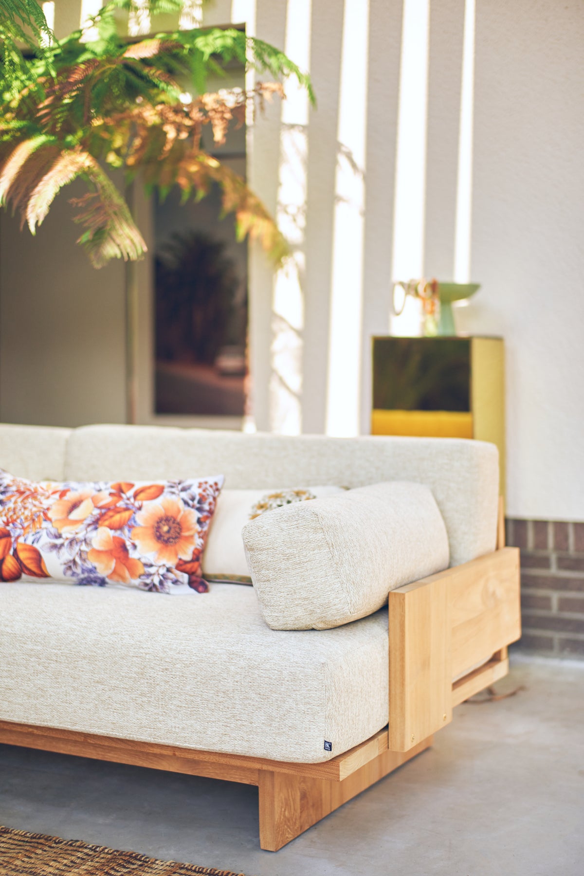 Outdoor Teak Sofa – HKLIVING – Ansicht 2
