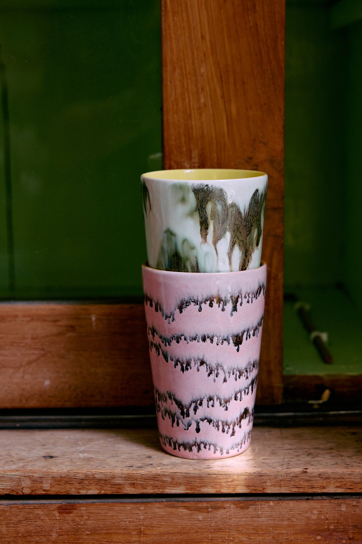 70s Ceramics – Teebecher, Baroque (2-Set) – HKLIVING – Ansicht 2