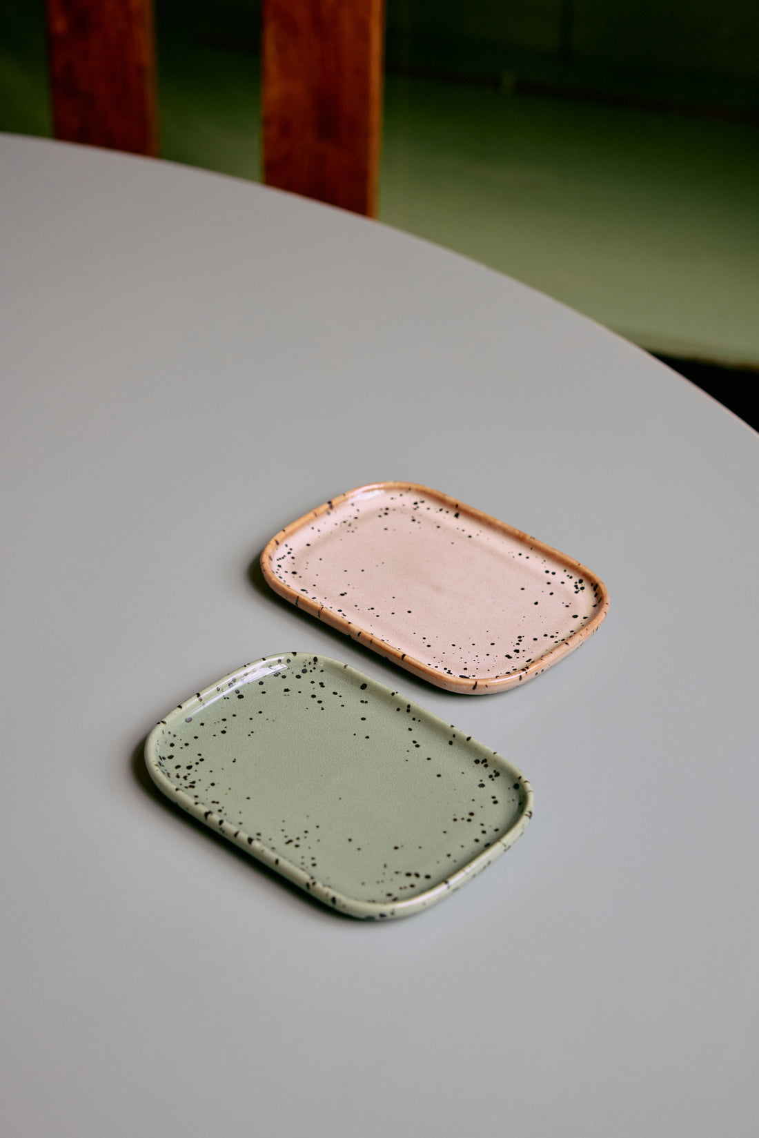 70s Ceramics – Kleine Tabletts, Crayon (2-Set)