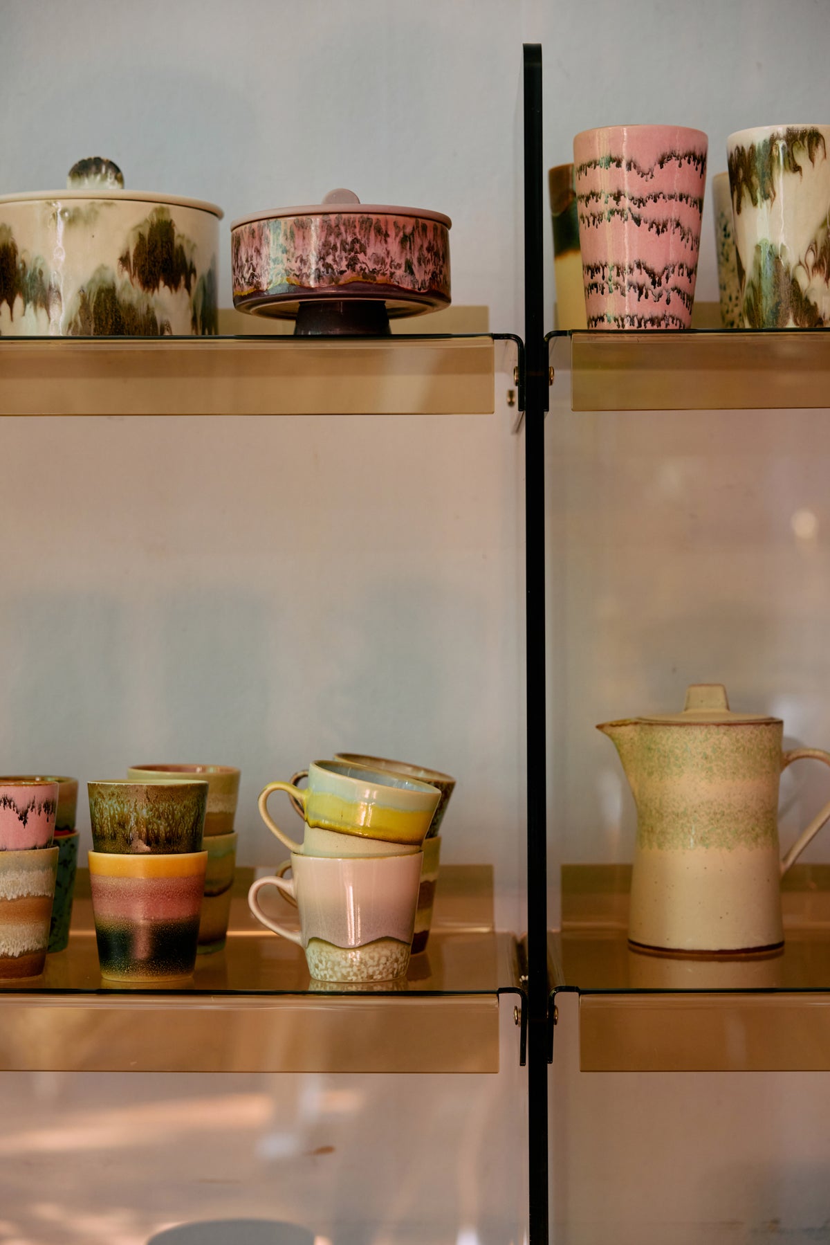 70s Ceramics – Americanotassen, Rococo (4-Set) – HKLIVING – Ansicht 4