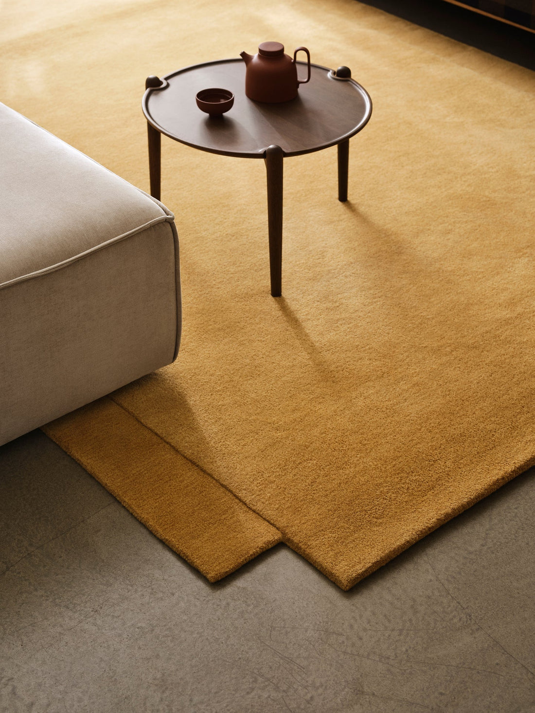Aria Table - Low