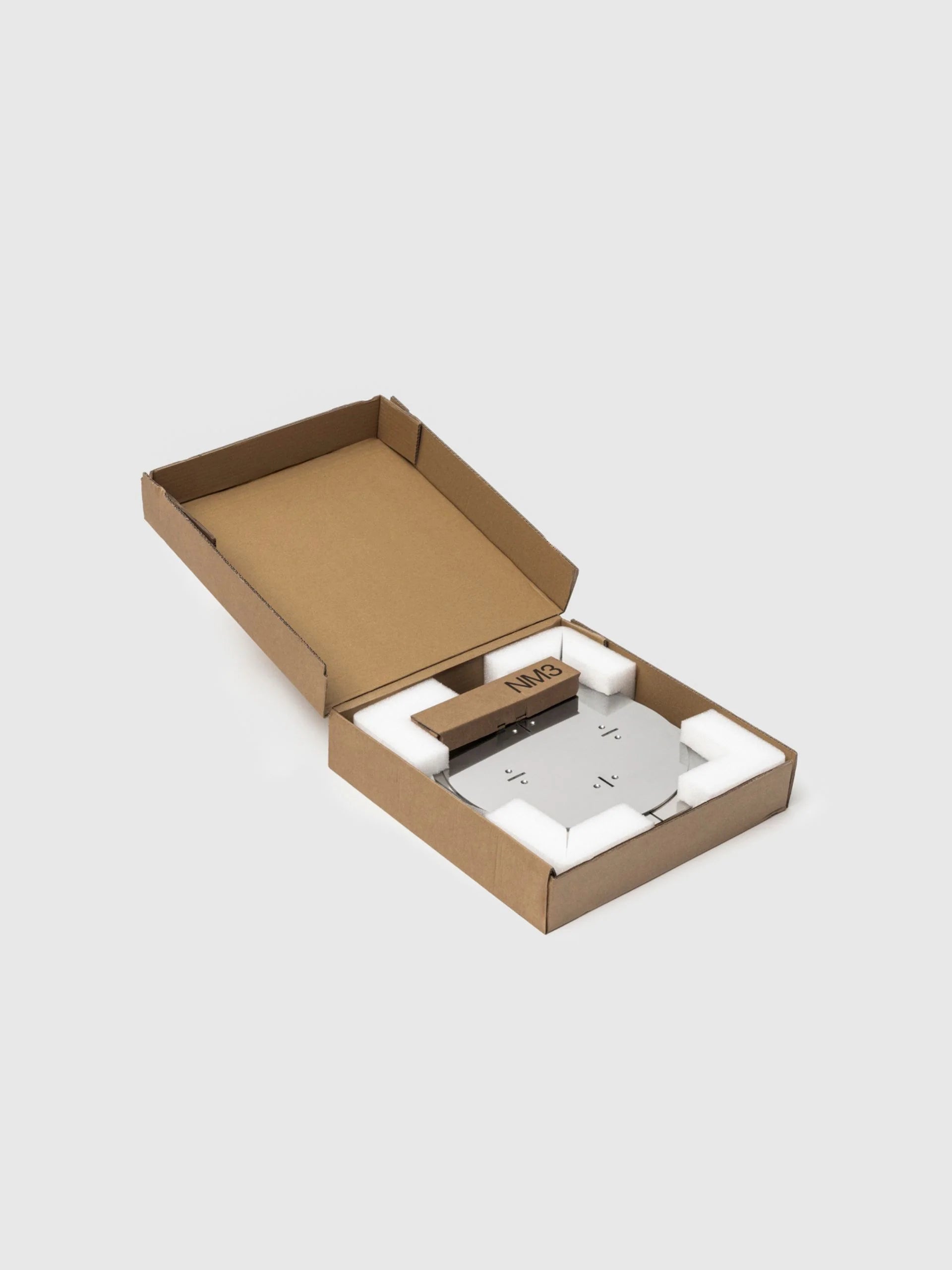 NM06 Stool