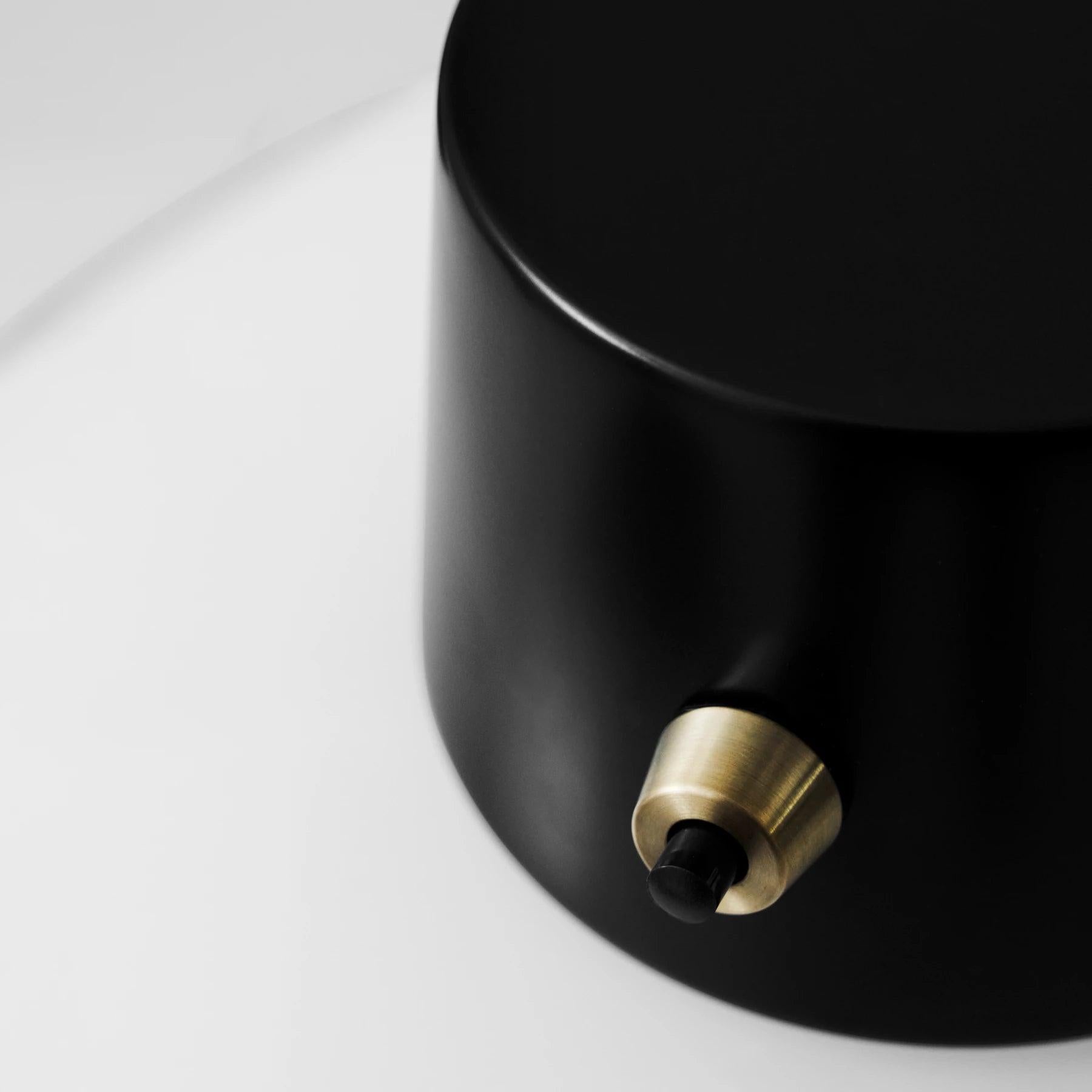 AJ Oxford Table Lamp