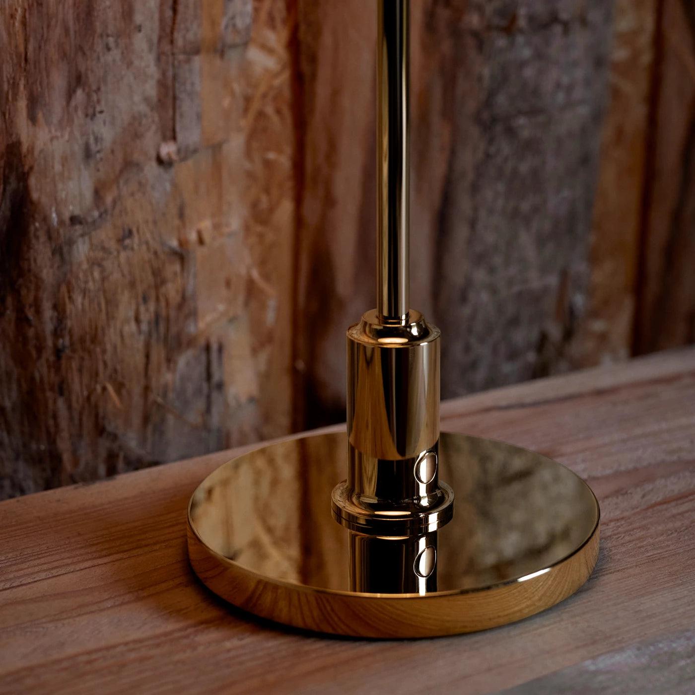 PH 2/1 Portable Lamp