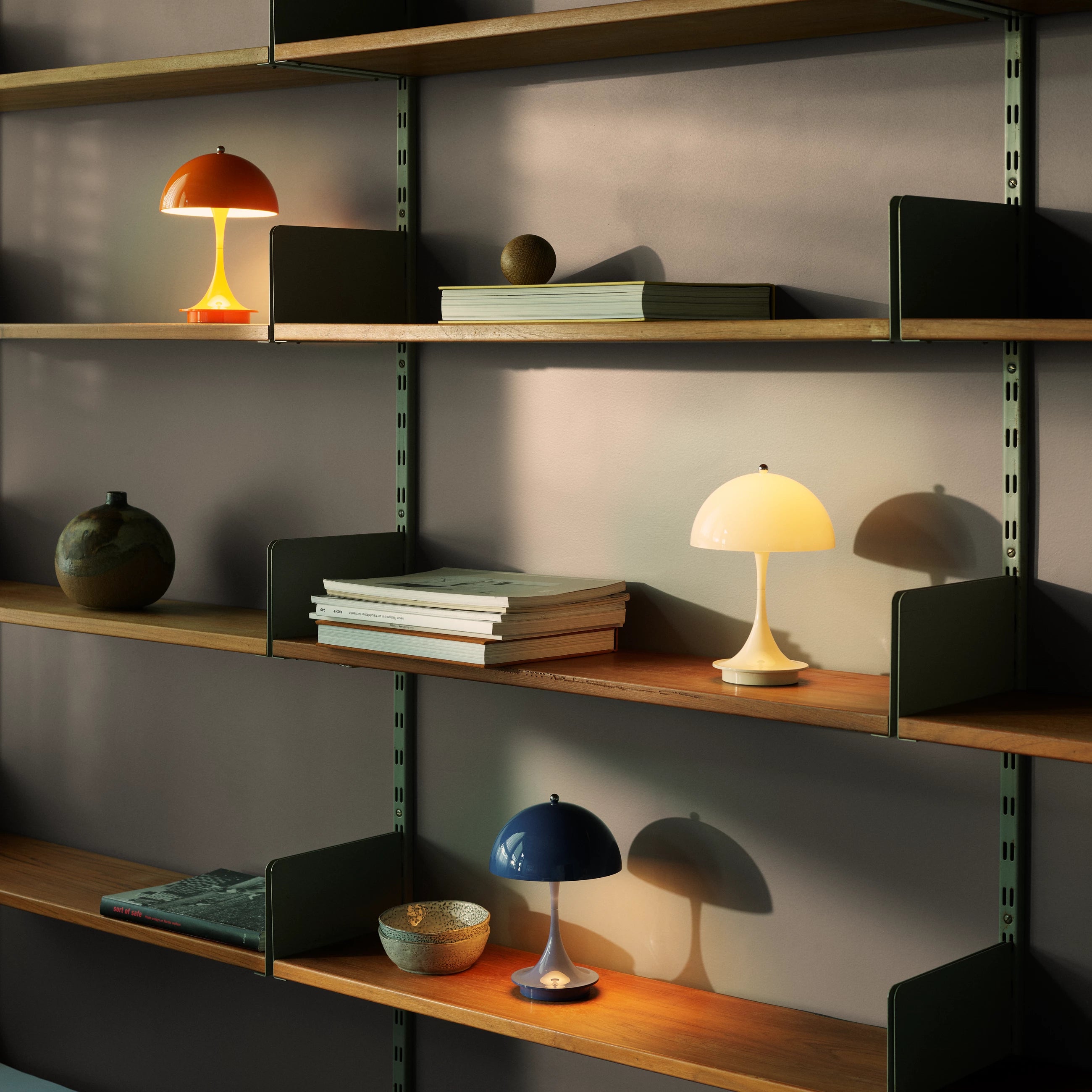 Panthella 160 Portable Light