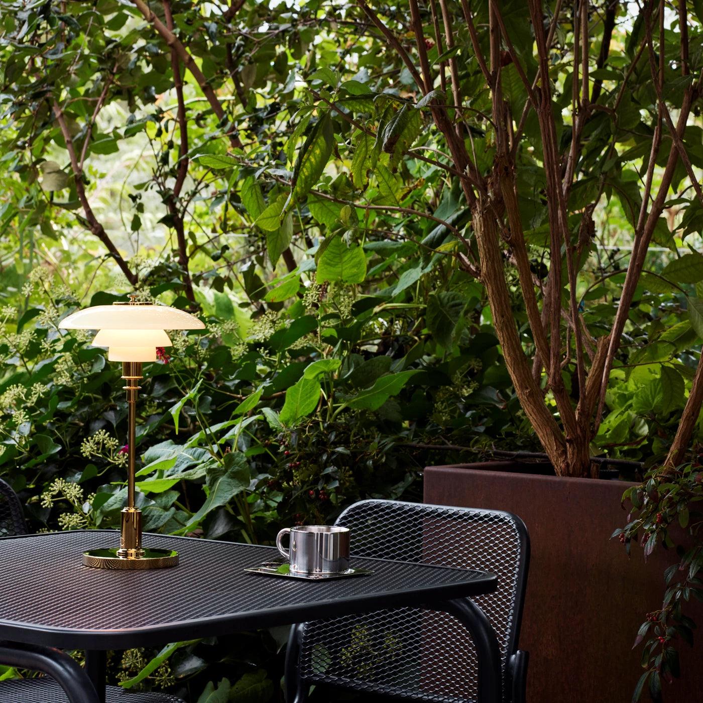 PH 2/1 Portable Lamp