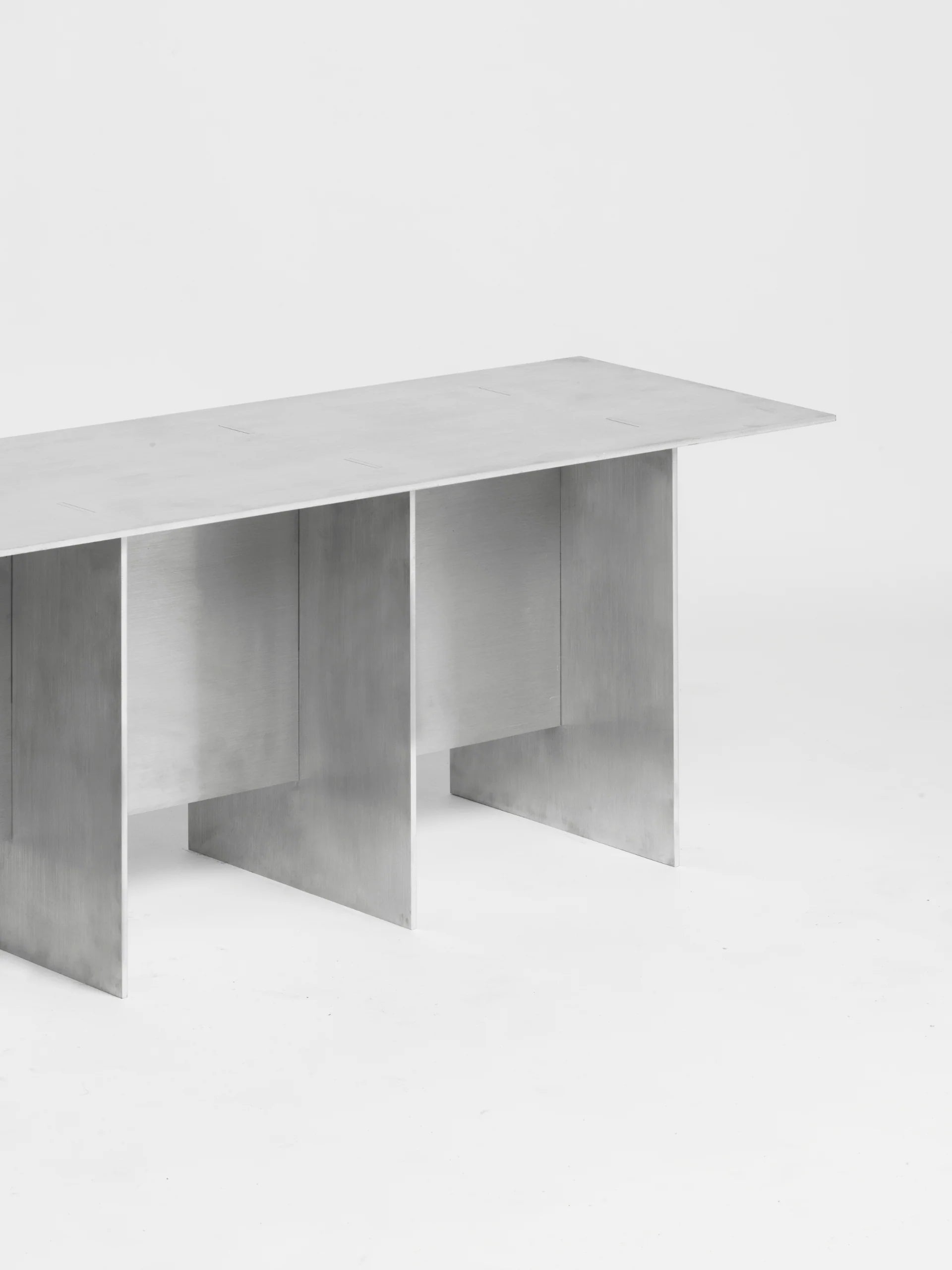 NM11 Bench