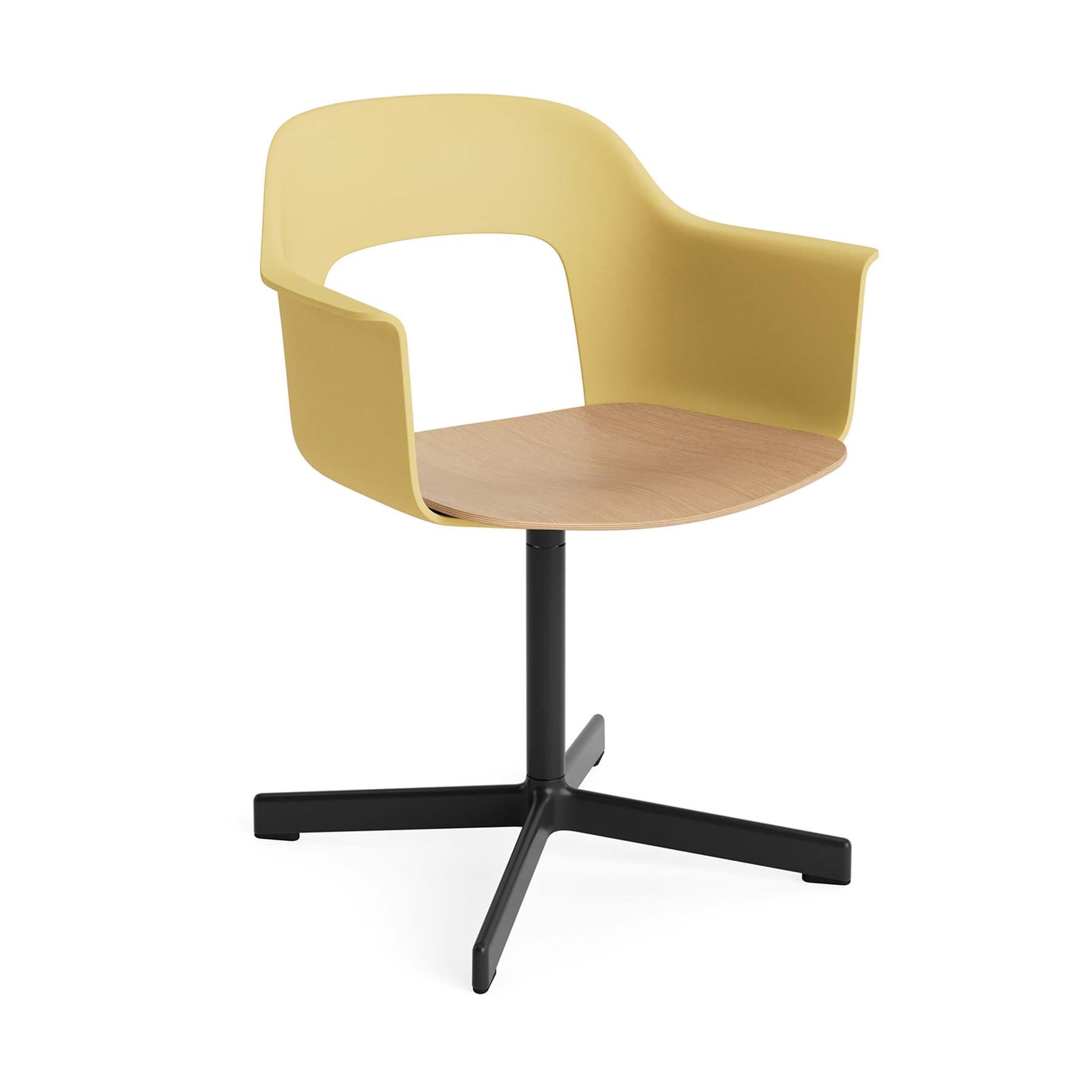 Layout Armchair 232 mit 4-Stern-Drehgestell