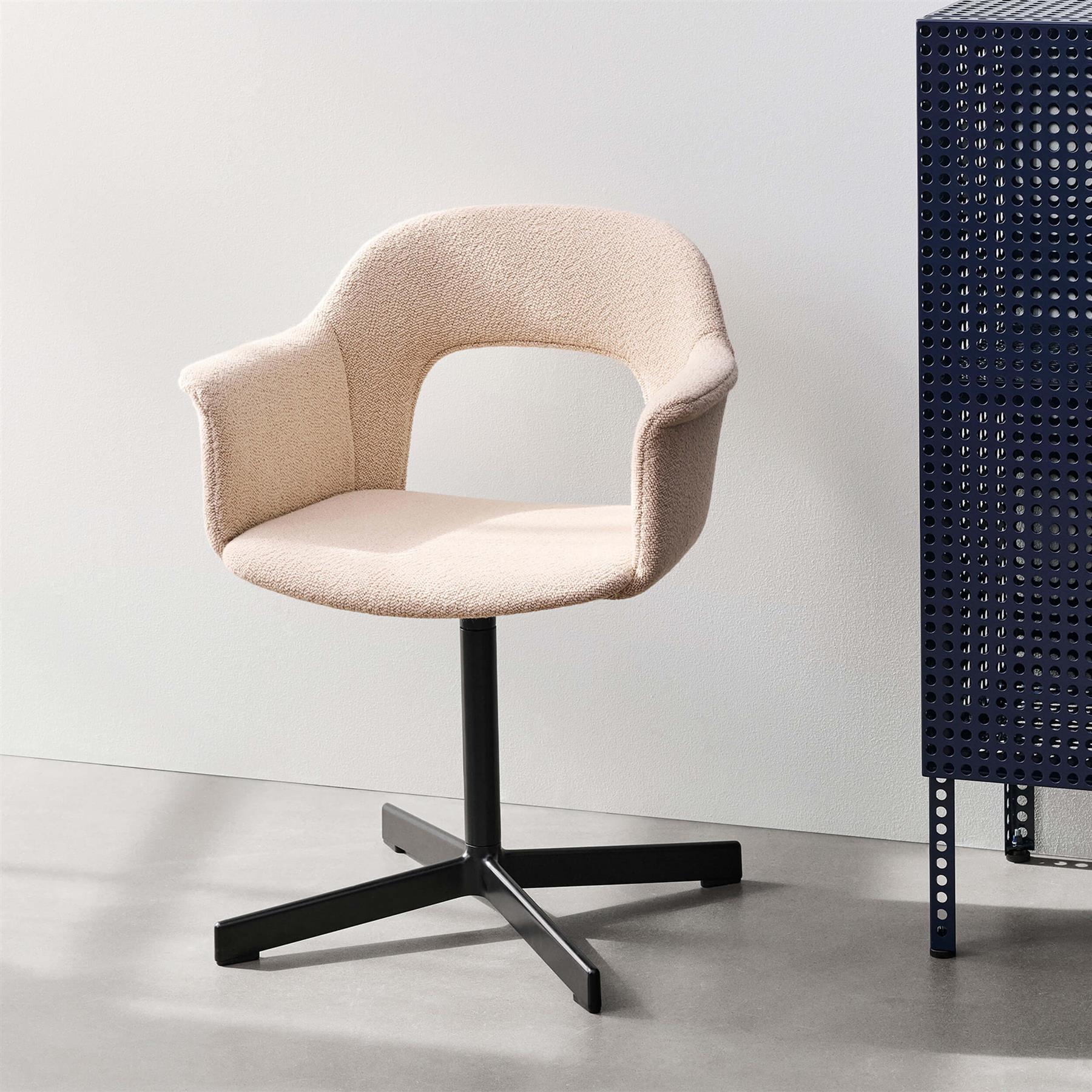 Layout Armchair 234 mit 4-Stern-Drehgestell