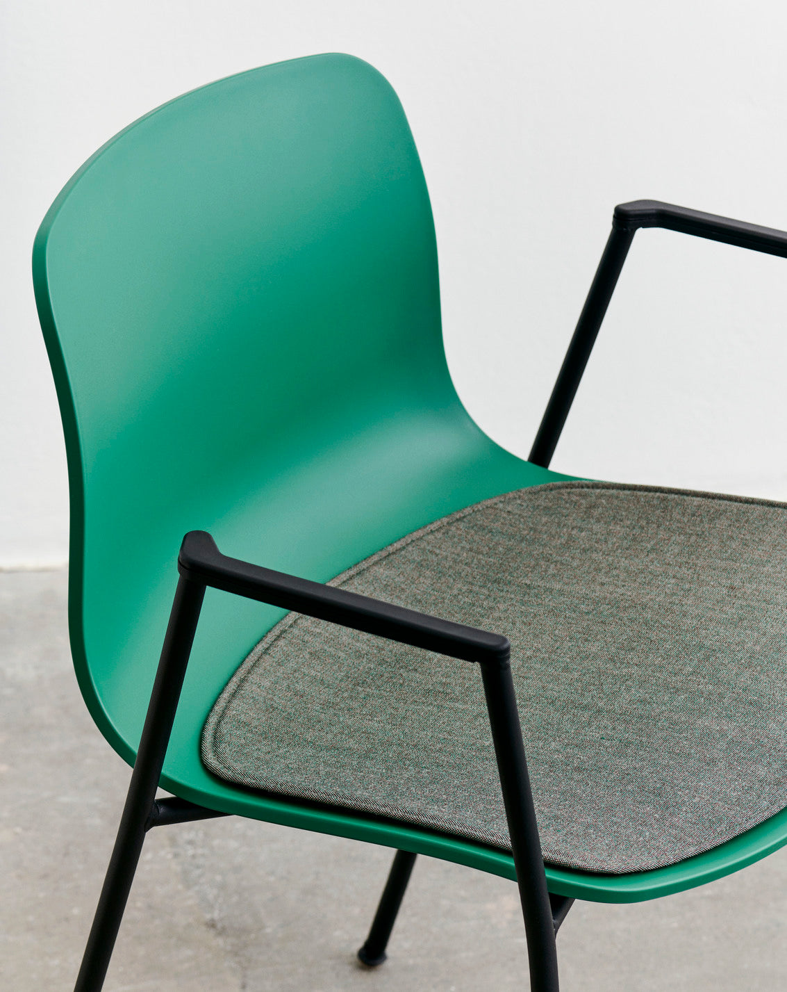HAY - About A Chair AAC 18 – industrialkonzept
