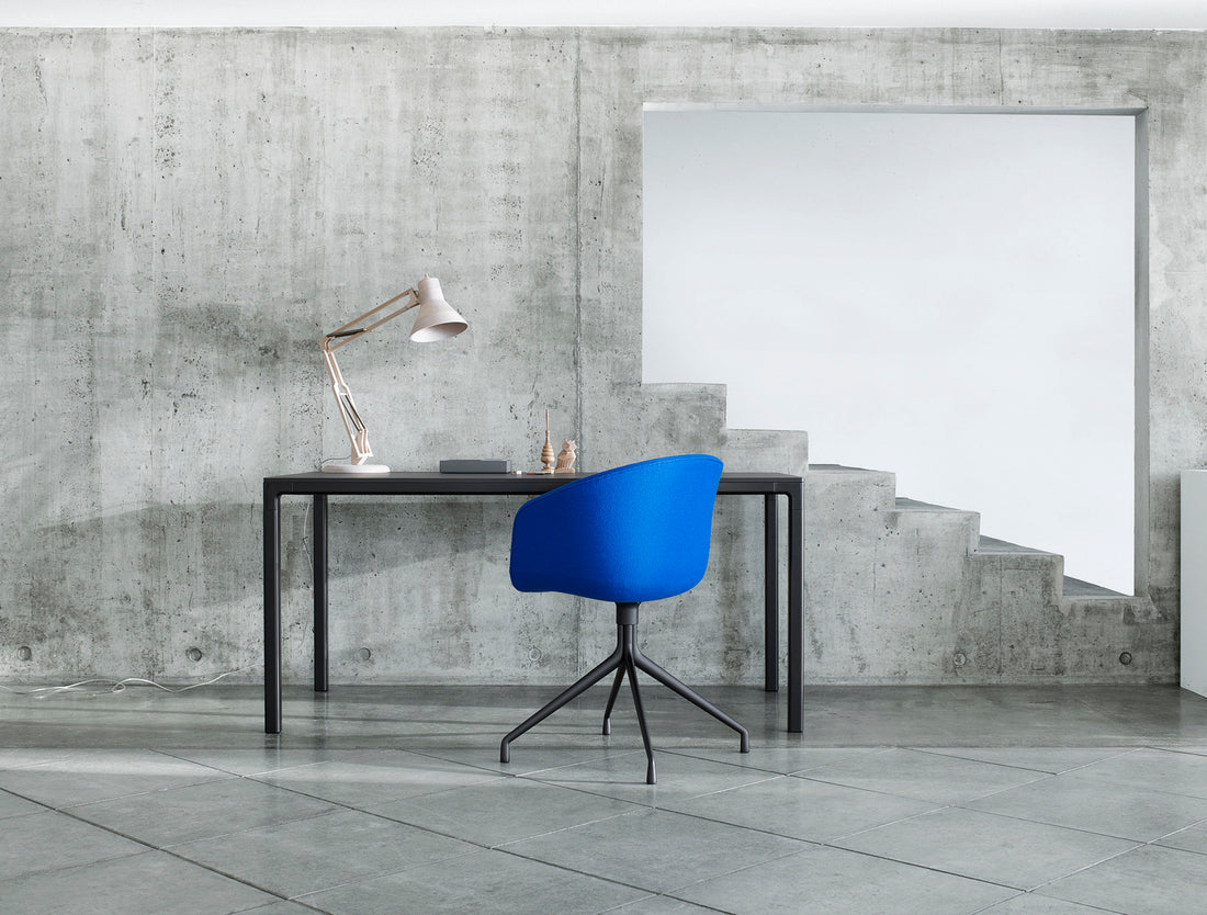 About A Chair AAC 21