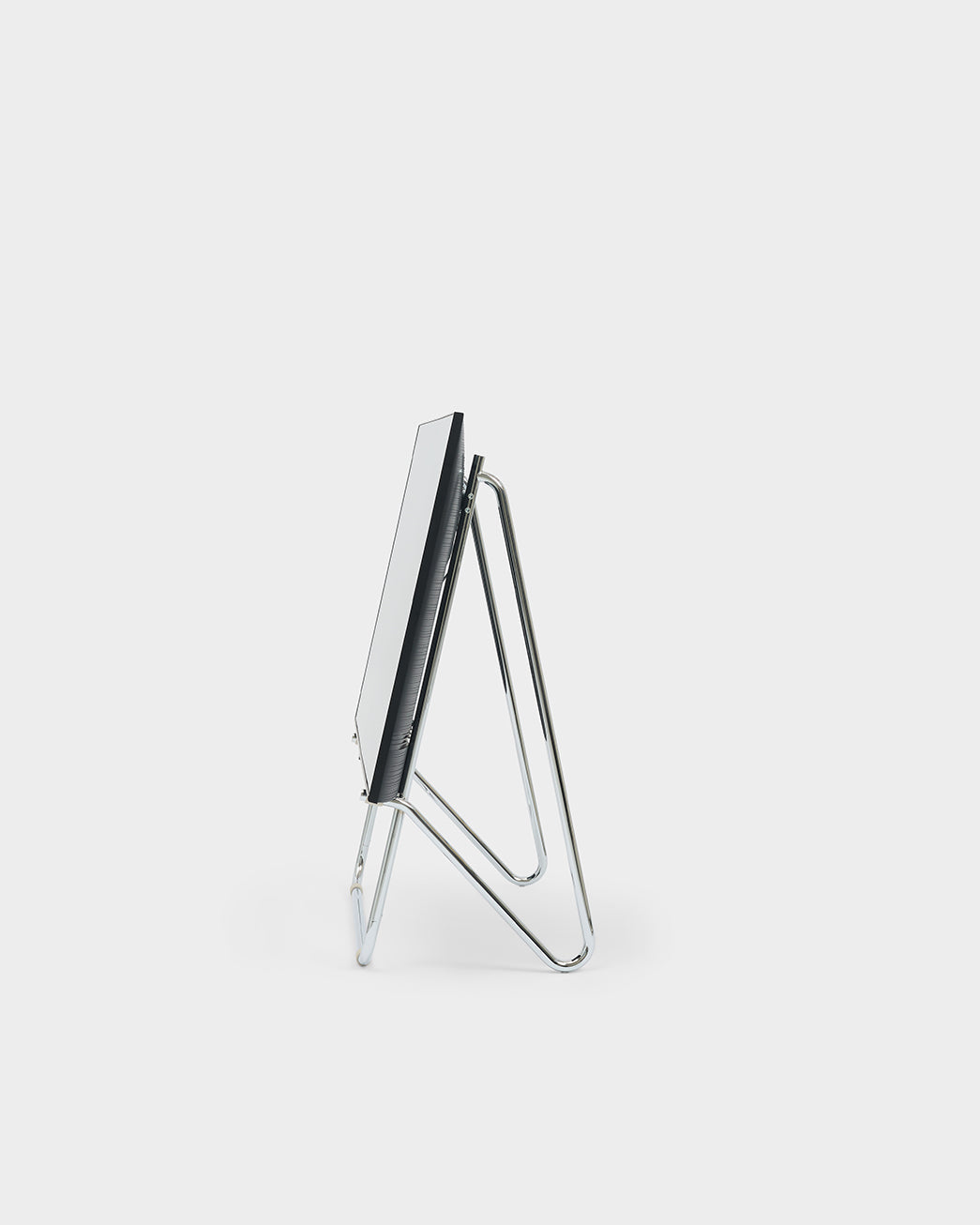 Bloom TV-Stand - Chrome