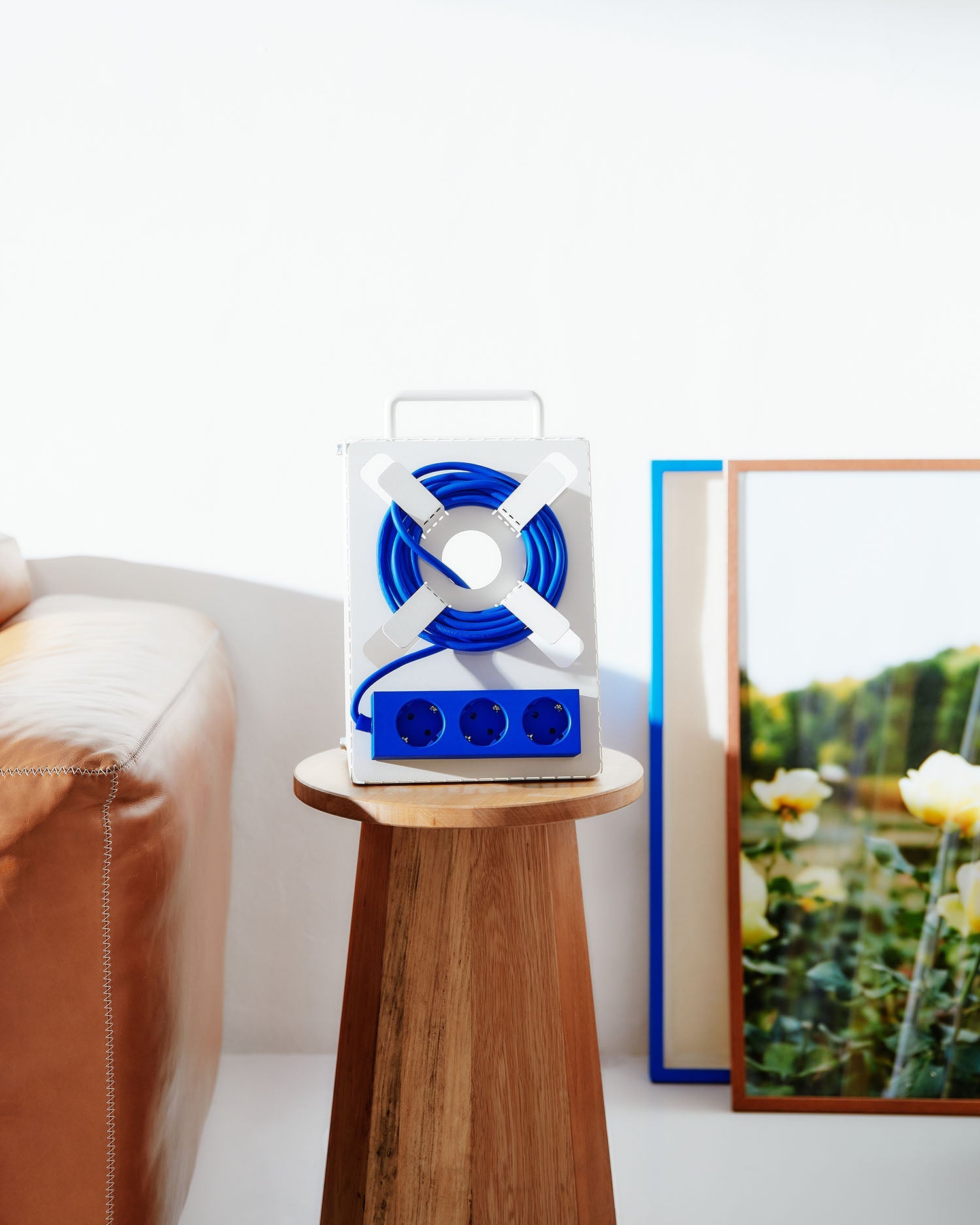 Cable Stand - Pearl