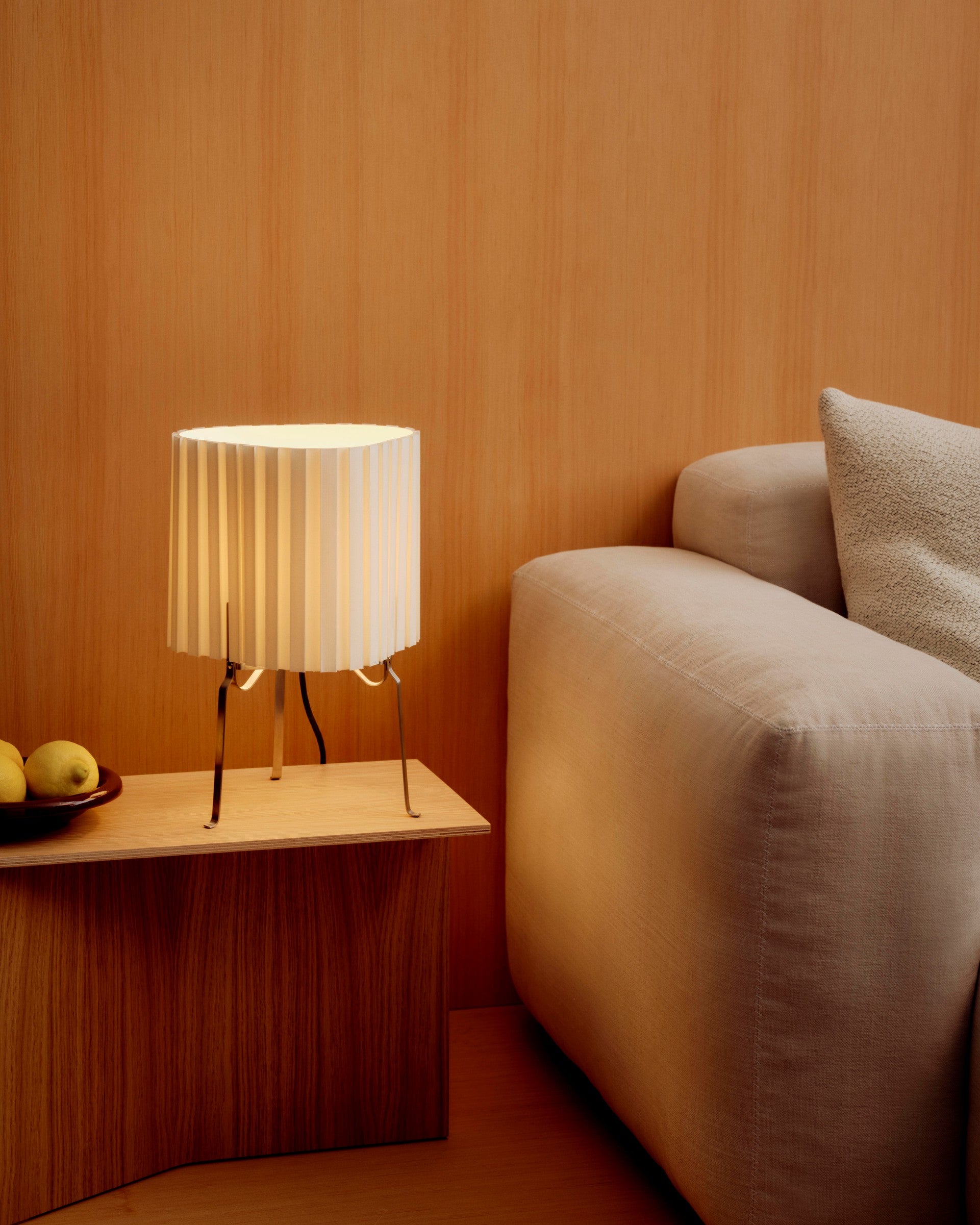 Canelé Table Lamp