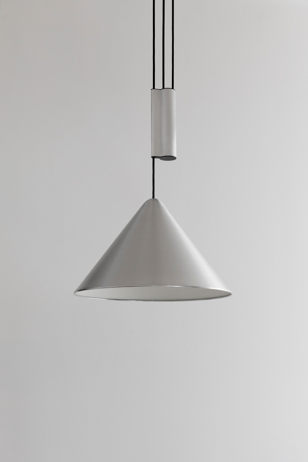Compass Adjustable Pendant Lamp