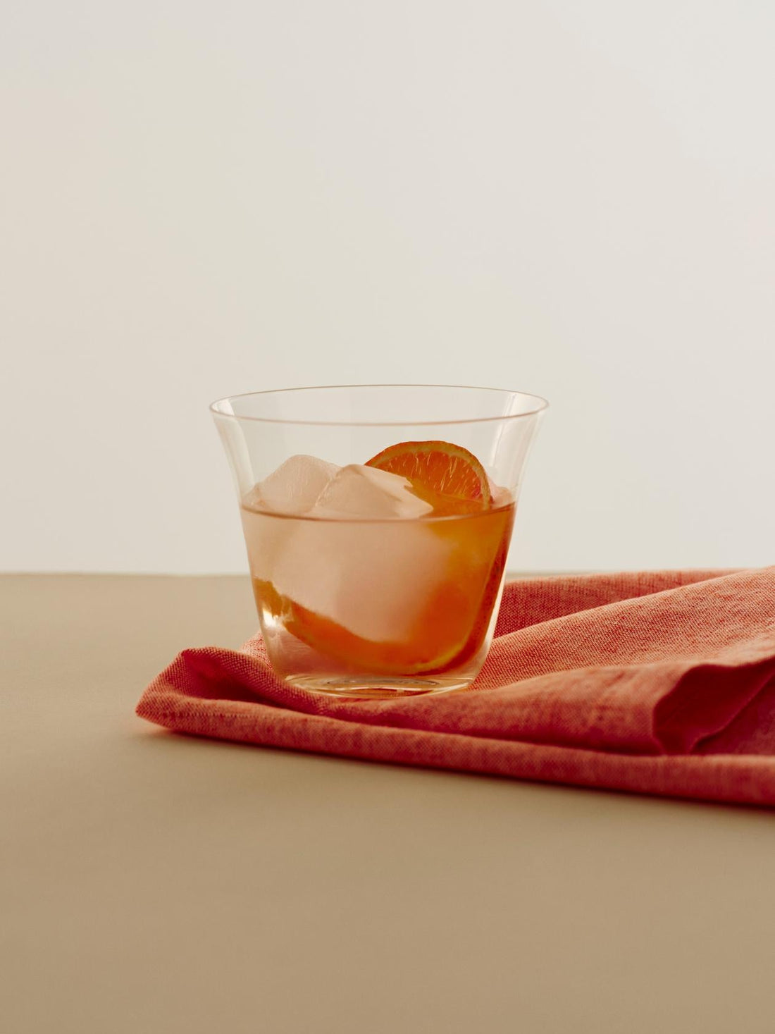 Curve Tumbler Glass