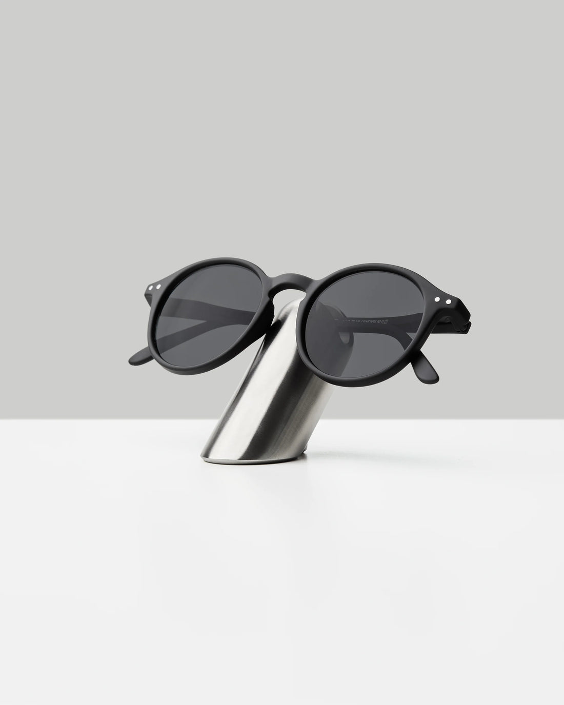 Eyewear Stand