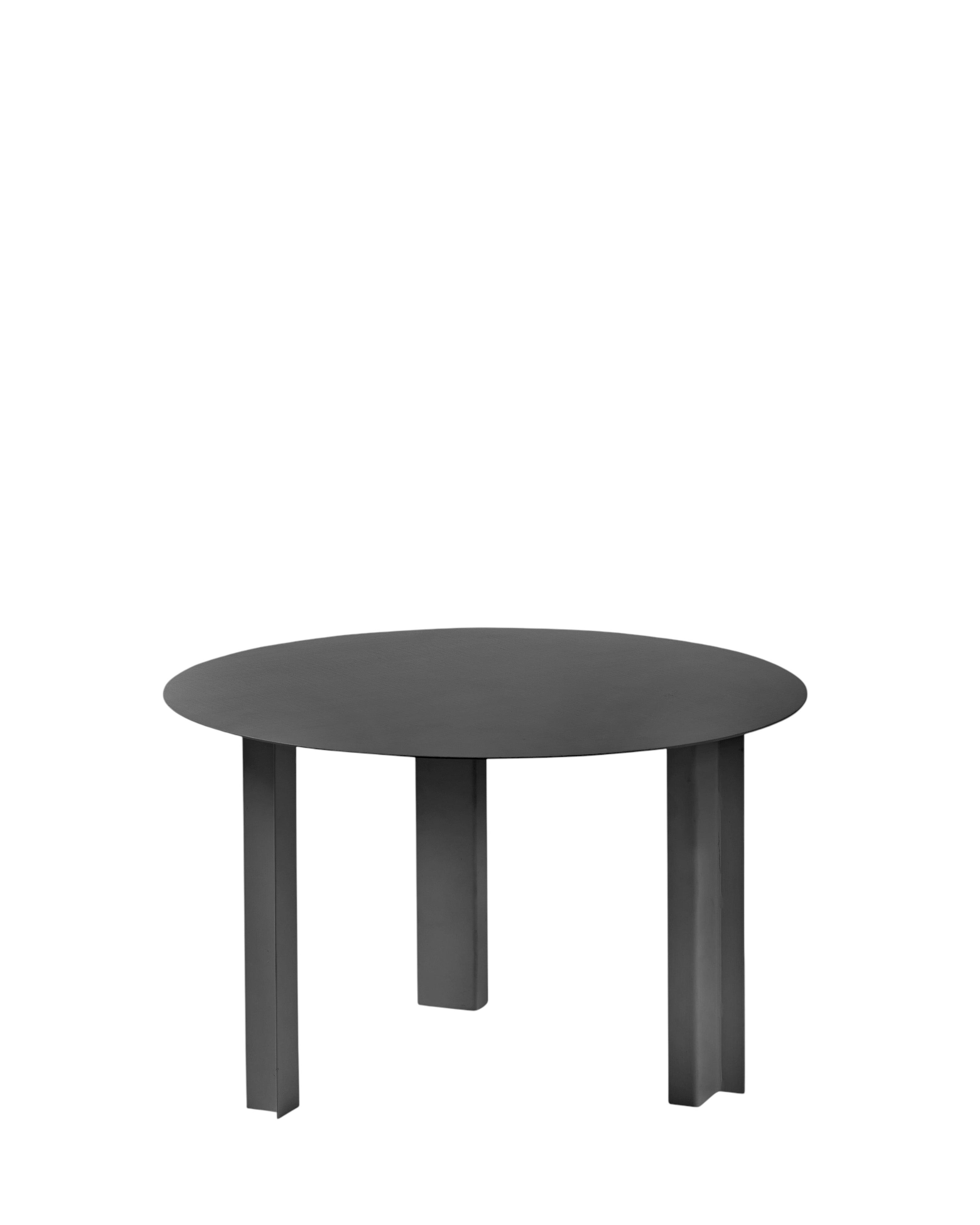 Side Table M Black Tubes