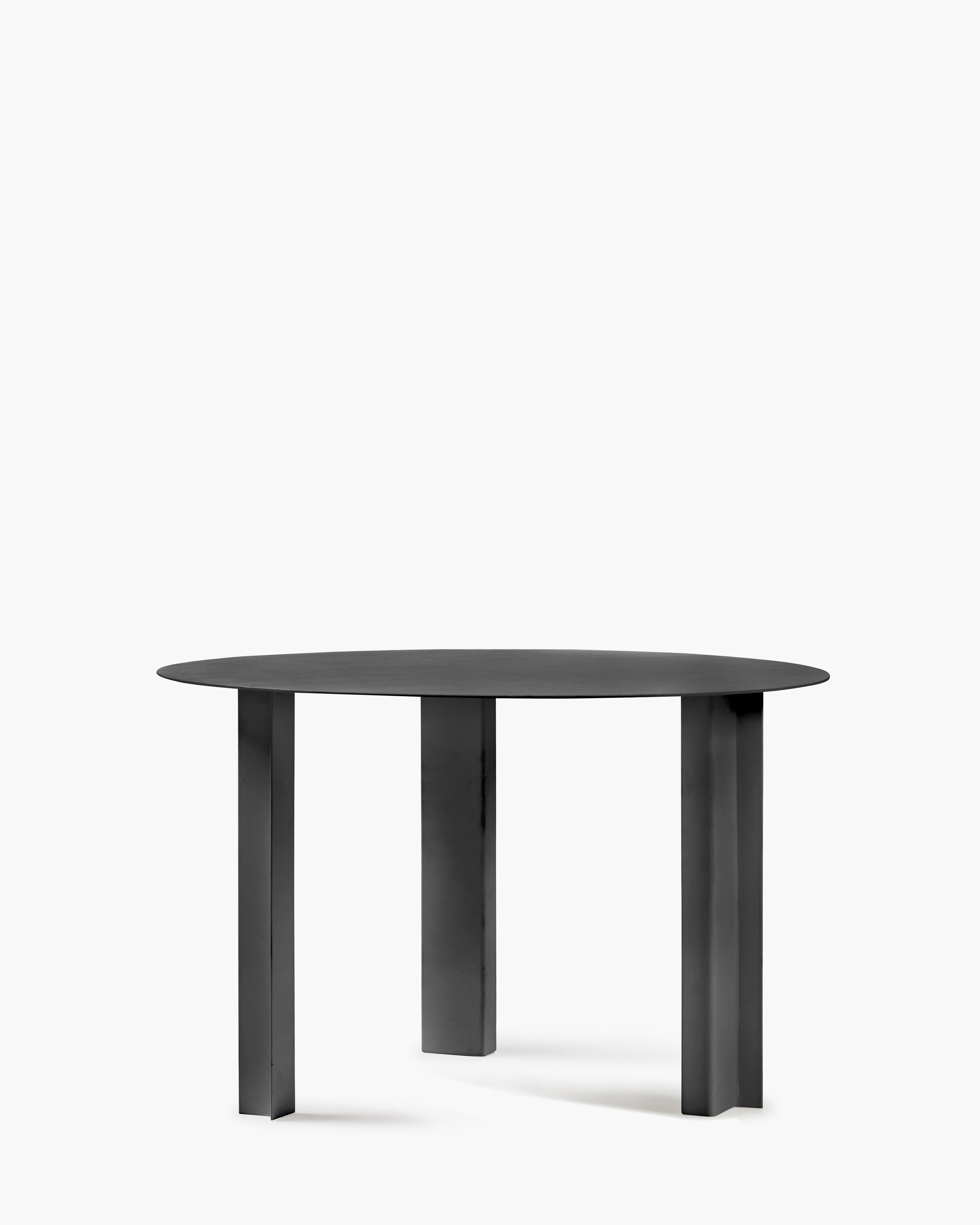 Side Table M Black Tubes