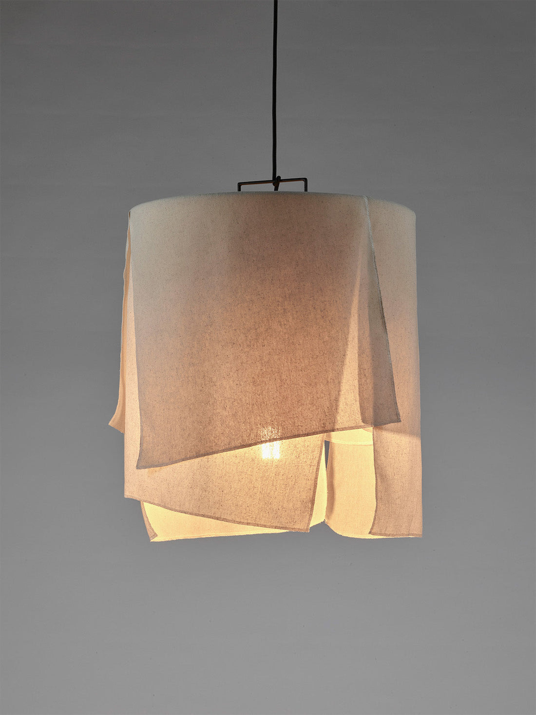 Pendant Lamp S Black – Beige Nomad