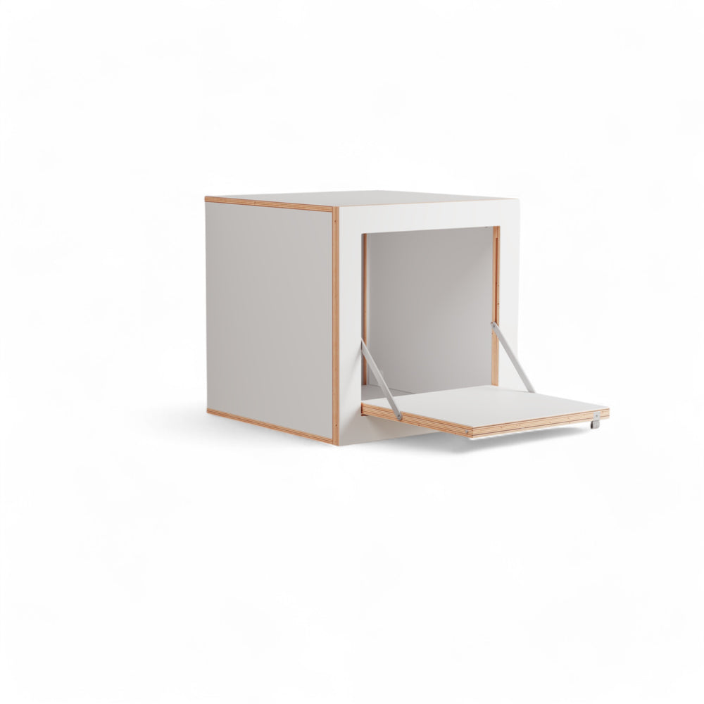 Fläpps Box Nachttisch 40x40x40 – Ambivalenz
