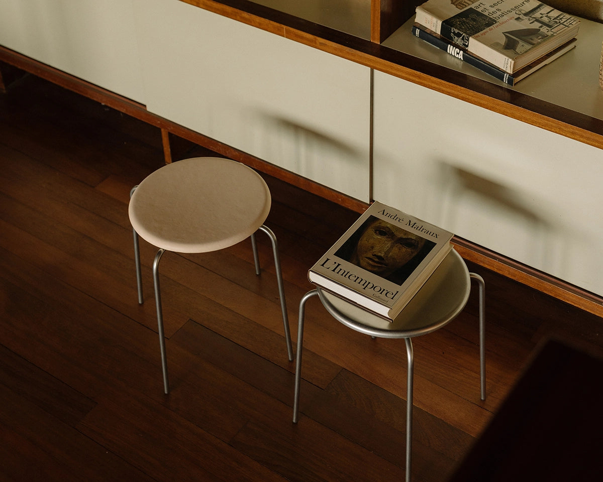 Petit Rond Stool – Stainless Steel / Natural Leather
