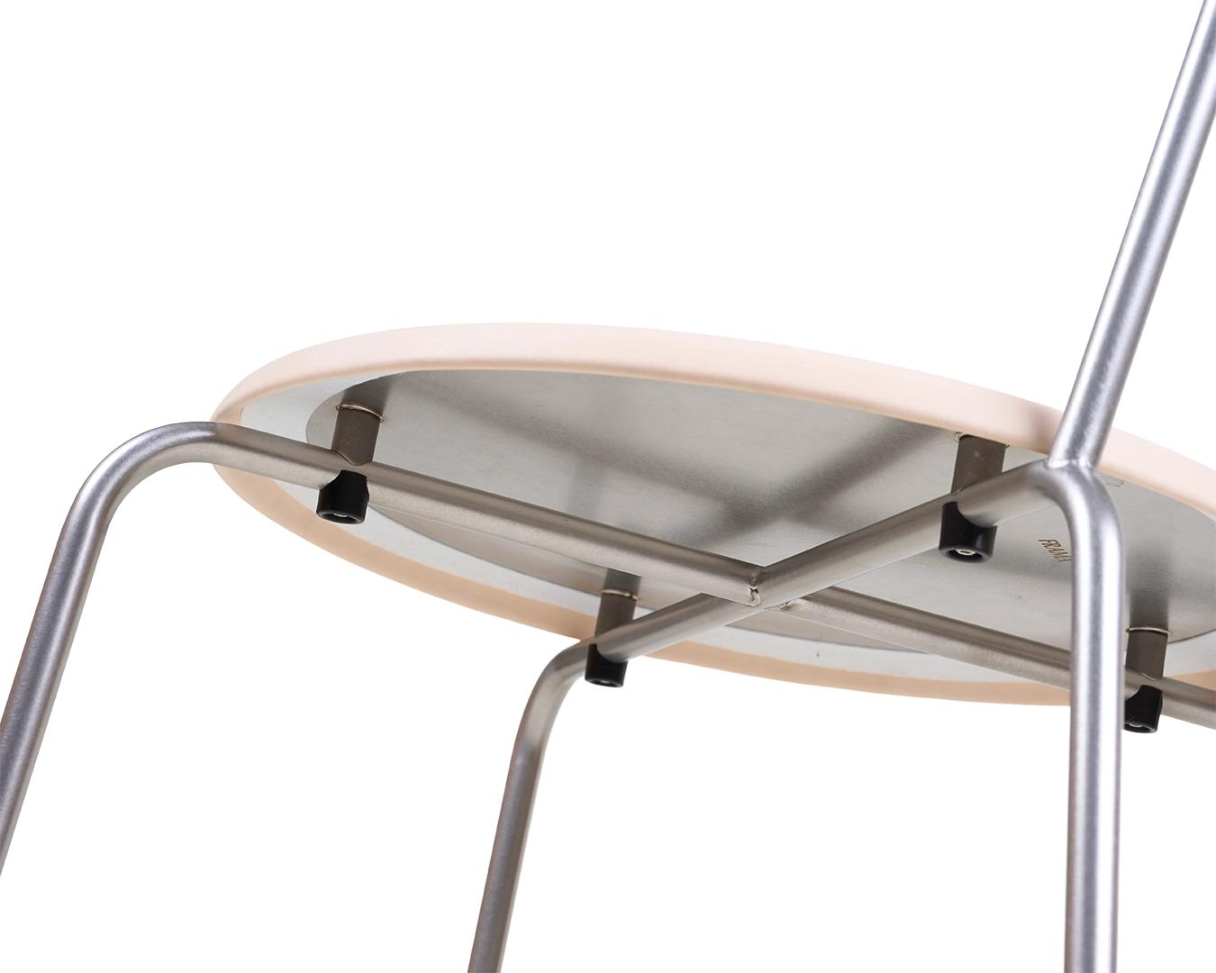Petit Rond Chair – Stainless Steel / Natural Leather
