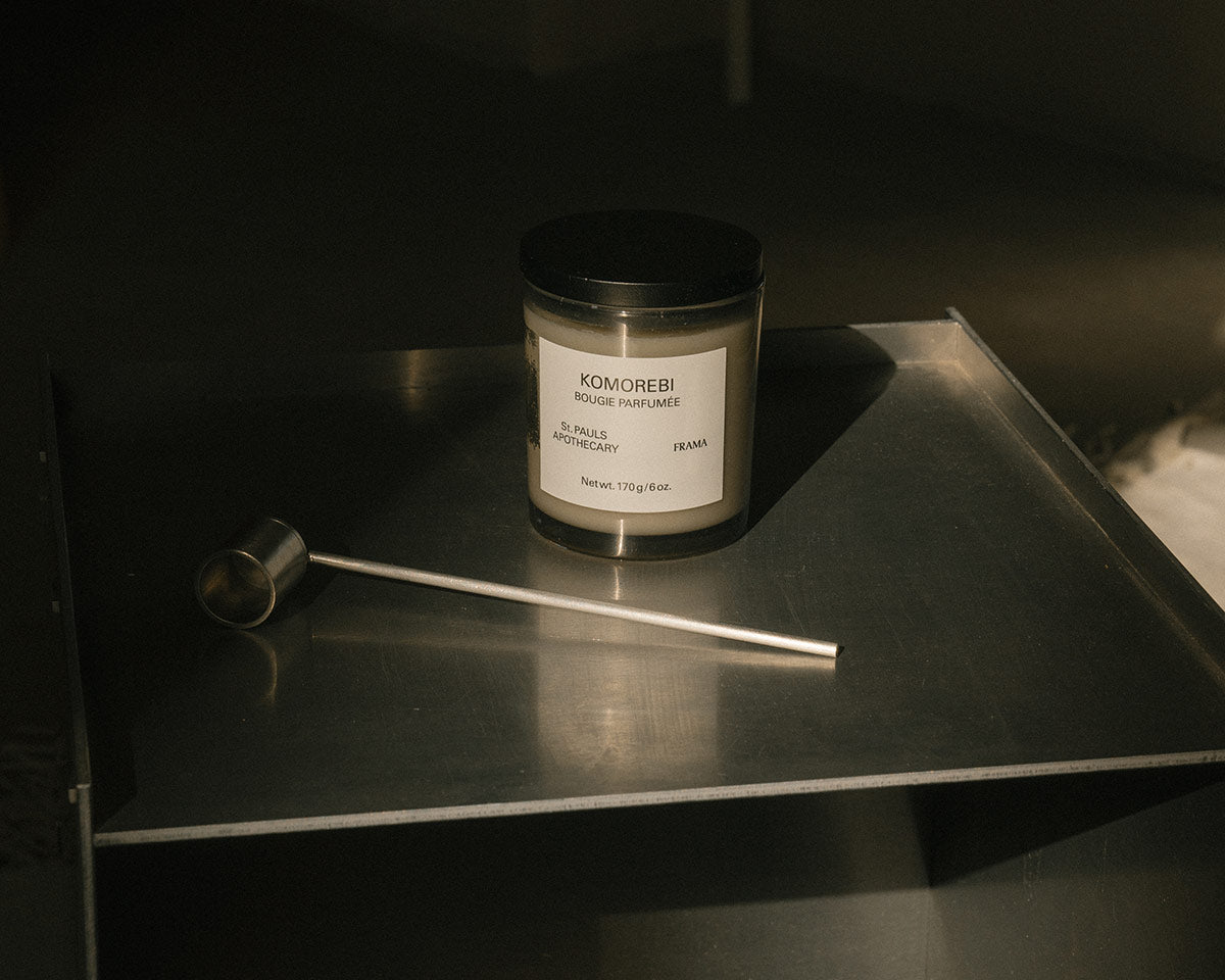 Gift Box: Scented Candle + Snuffer – Komorebi
