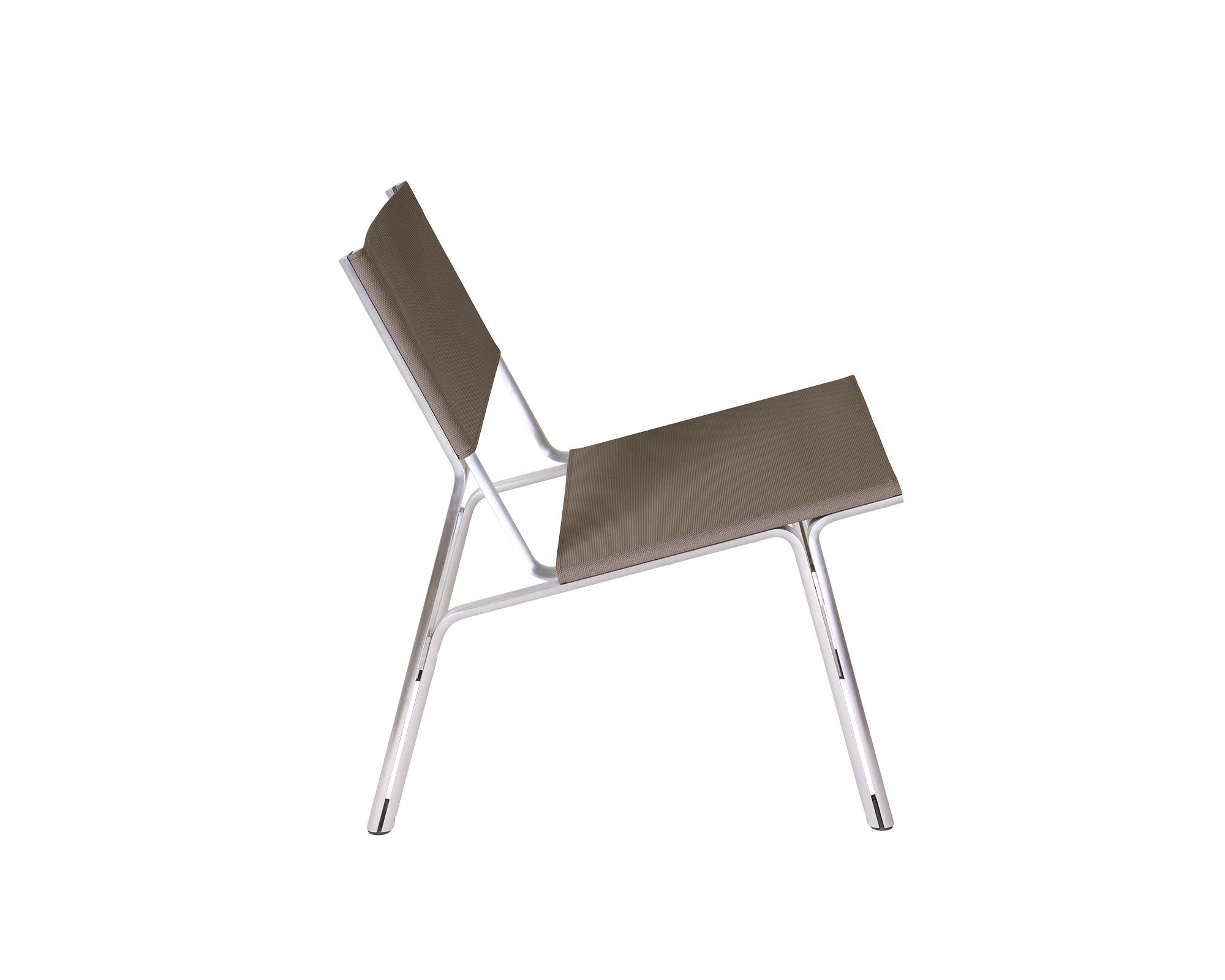 Union Easy Chair – Aluminum / Taupe Mesh