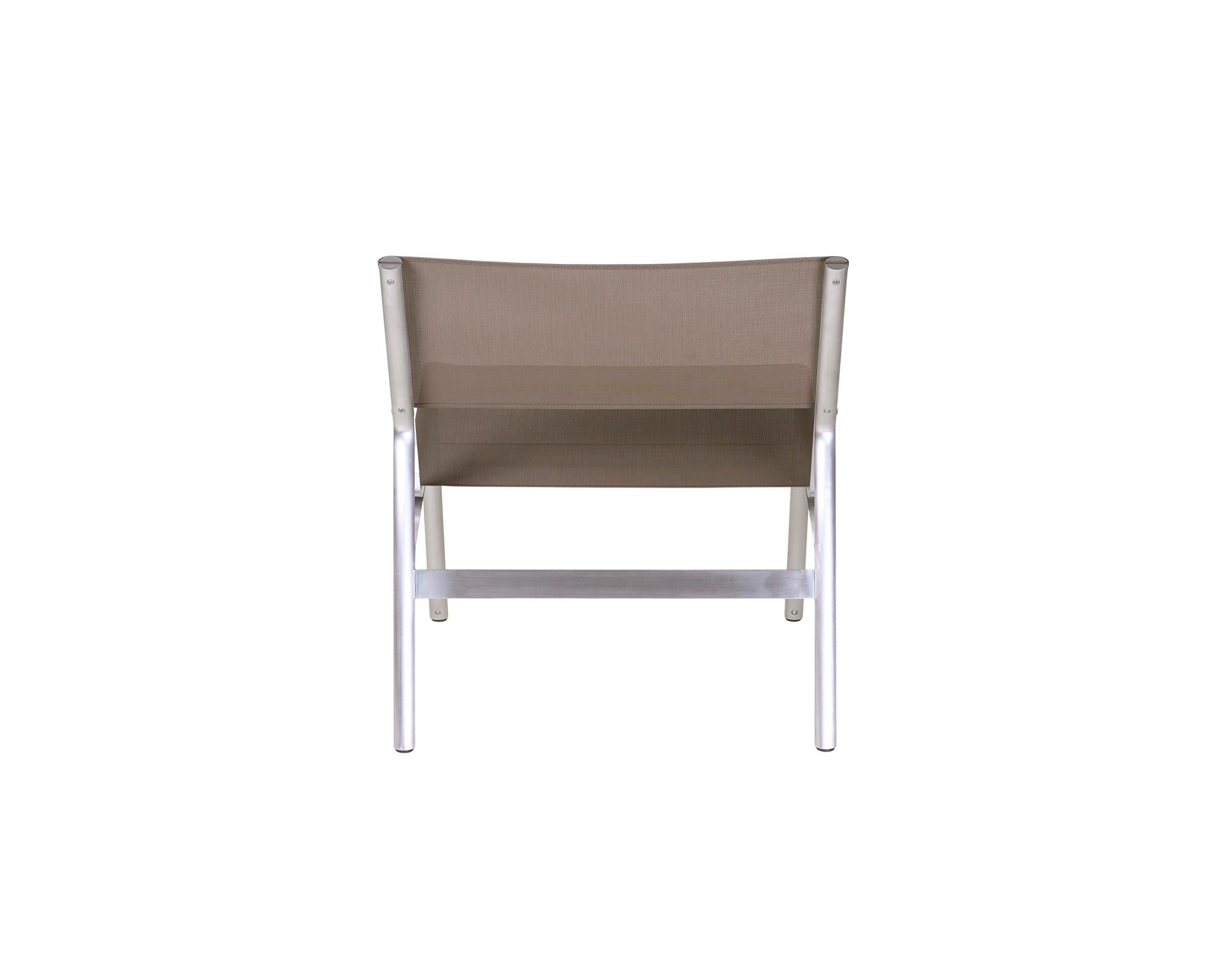Union Easy Chair – Aluminum / Taupe Mesh