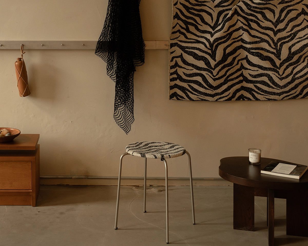 Petit Rond Stool – Stainless Steel / Zebra Fabric