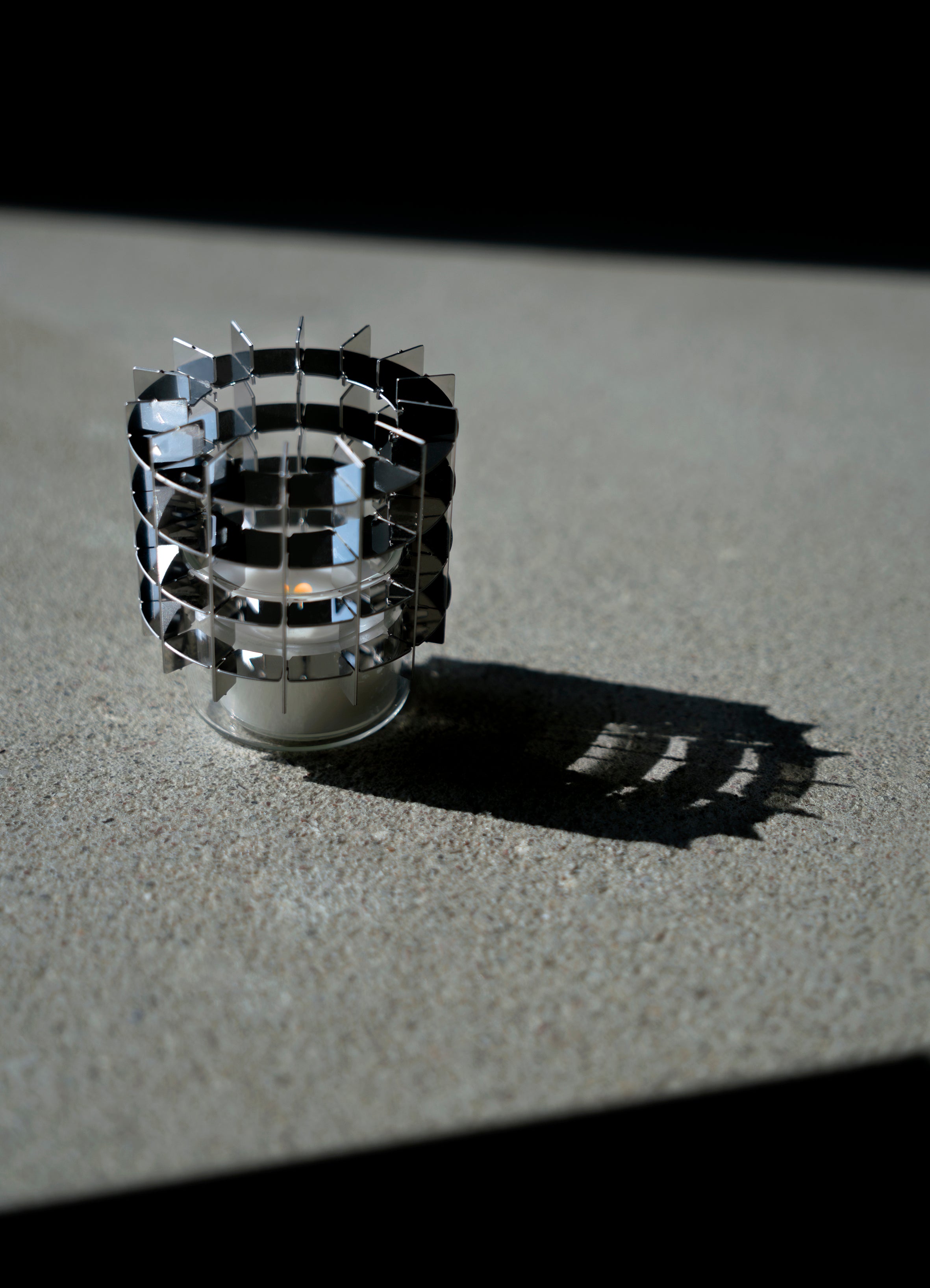 Gravity – Teelichthalter