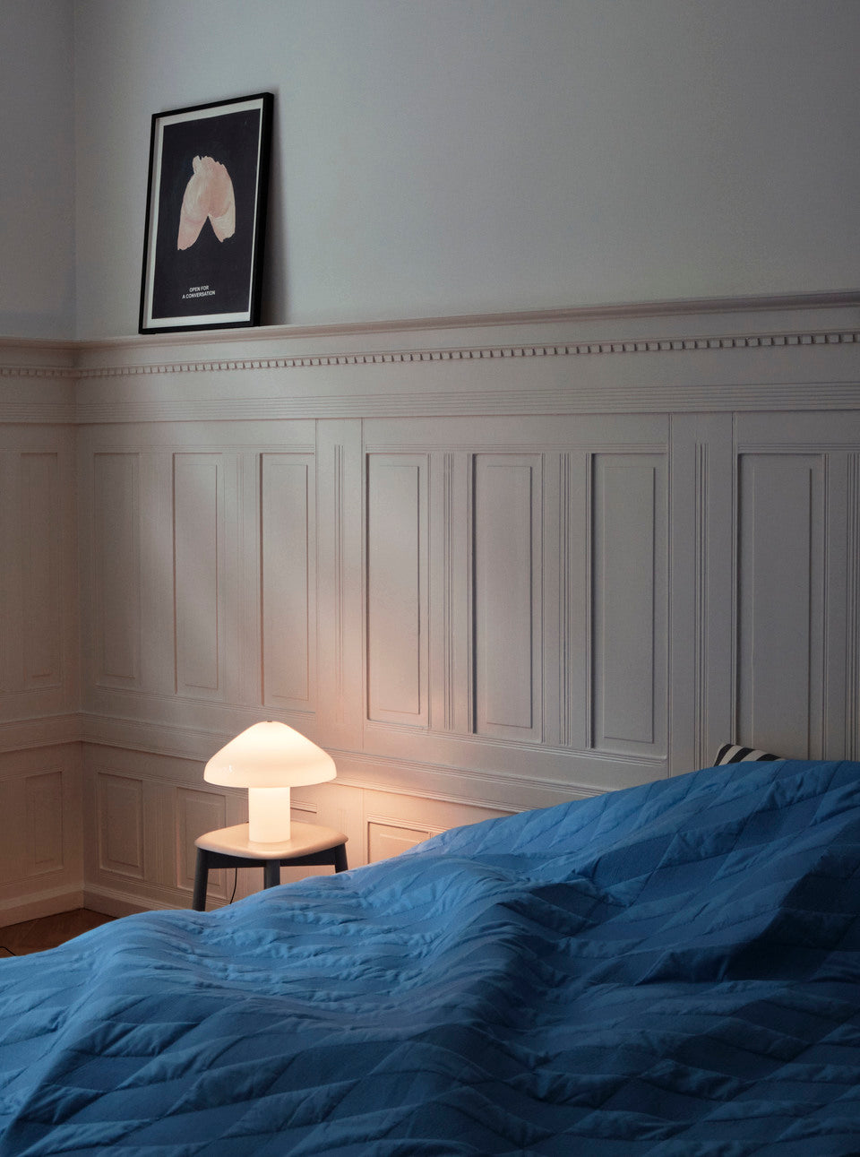 Pao Glass Table Lamp