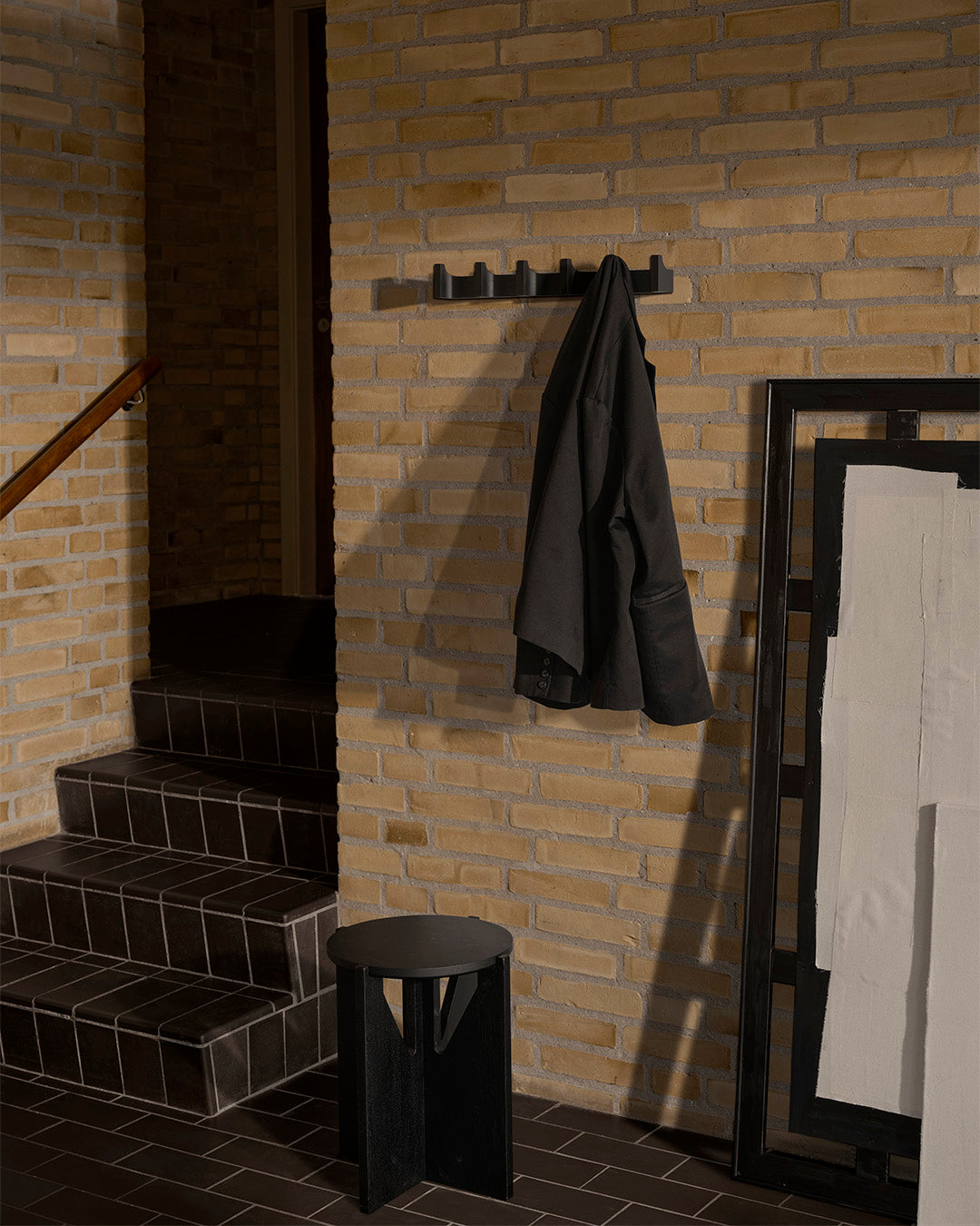 Column Coat Rack L – Black