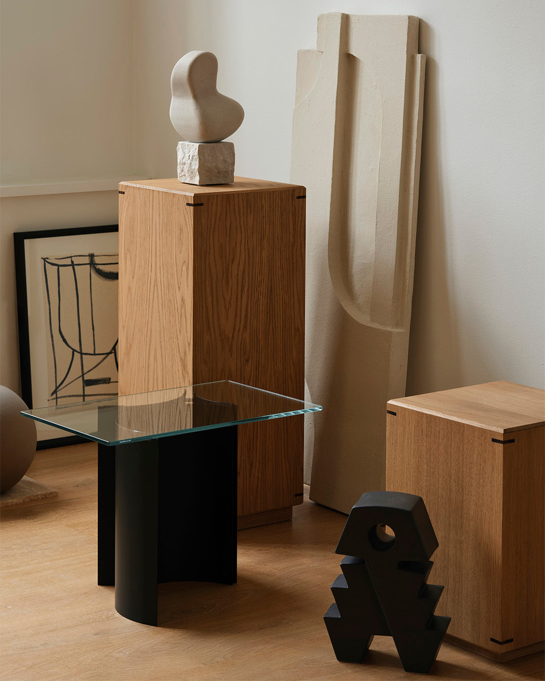 Attitude Sculpture Black