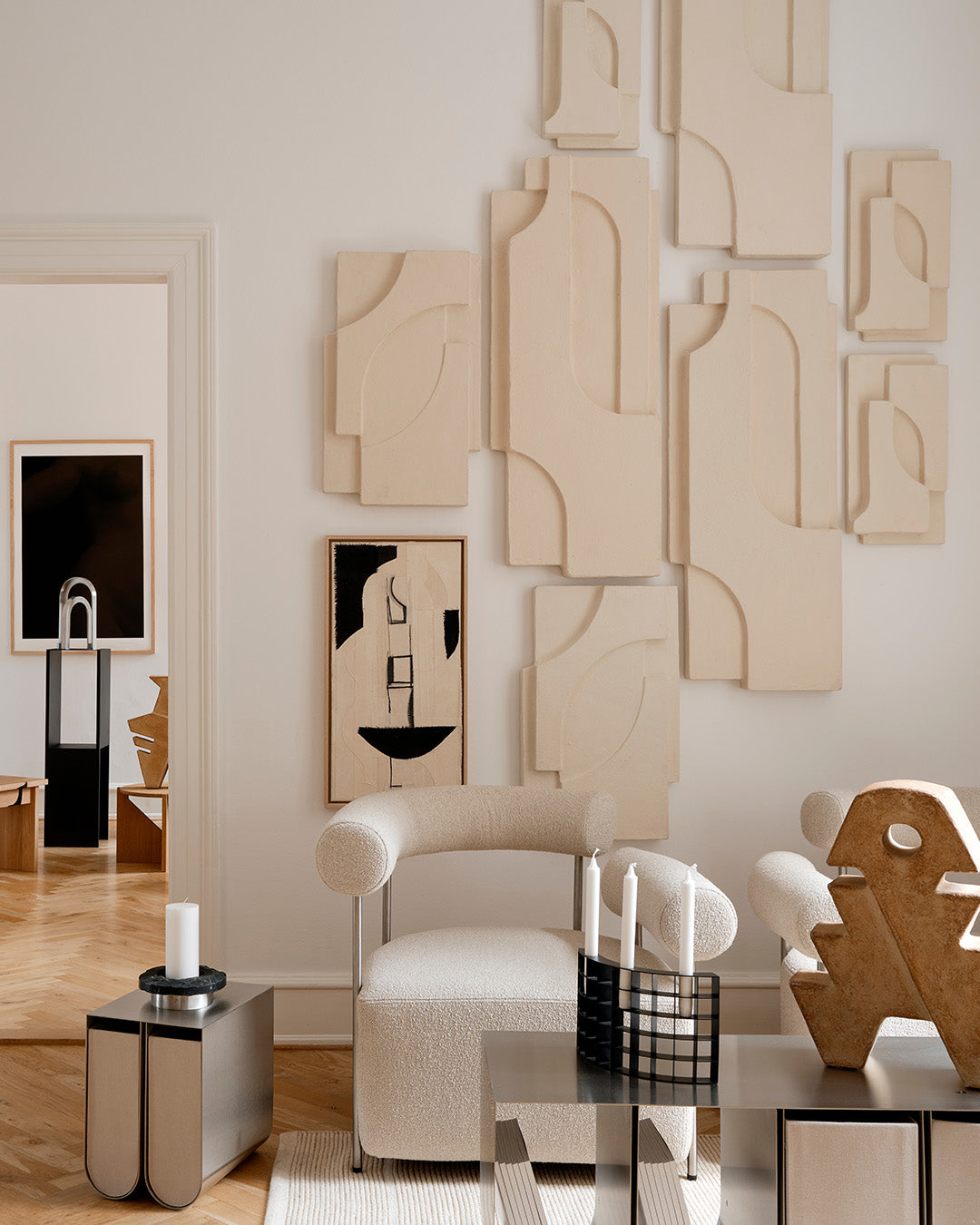 Serif Relief L Off White