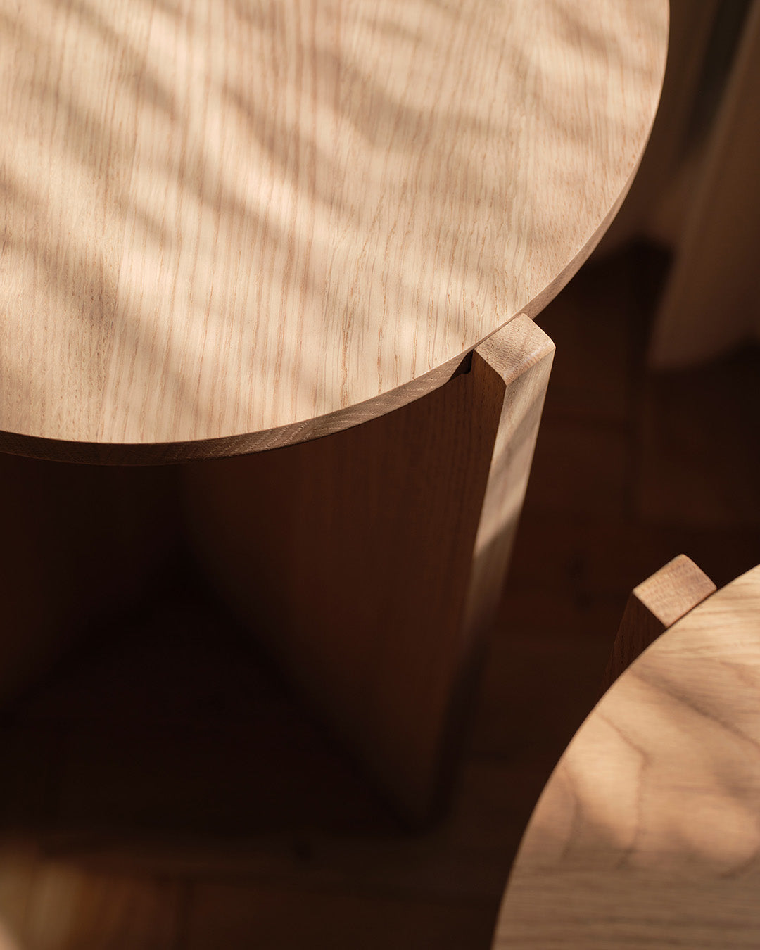 Simple Coffee Table – Light Oak