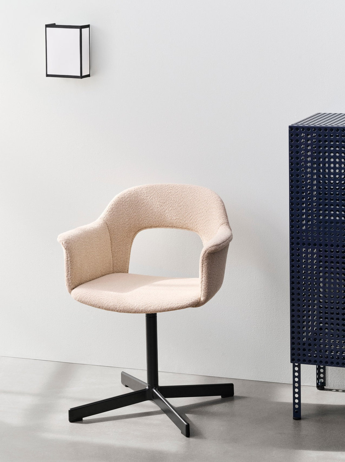 Ava Square Wall Lamp