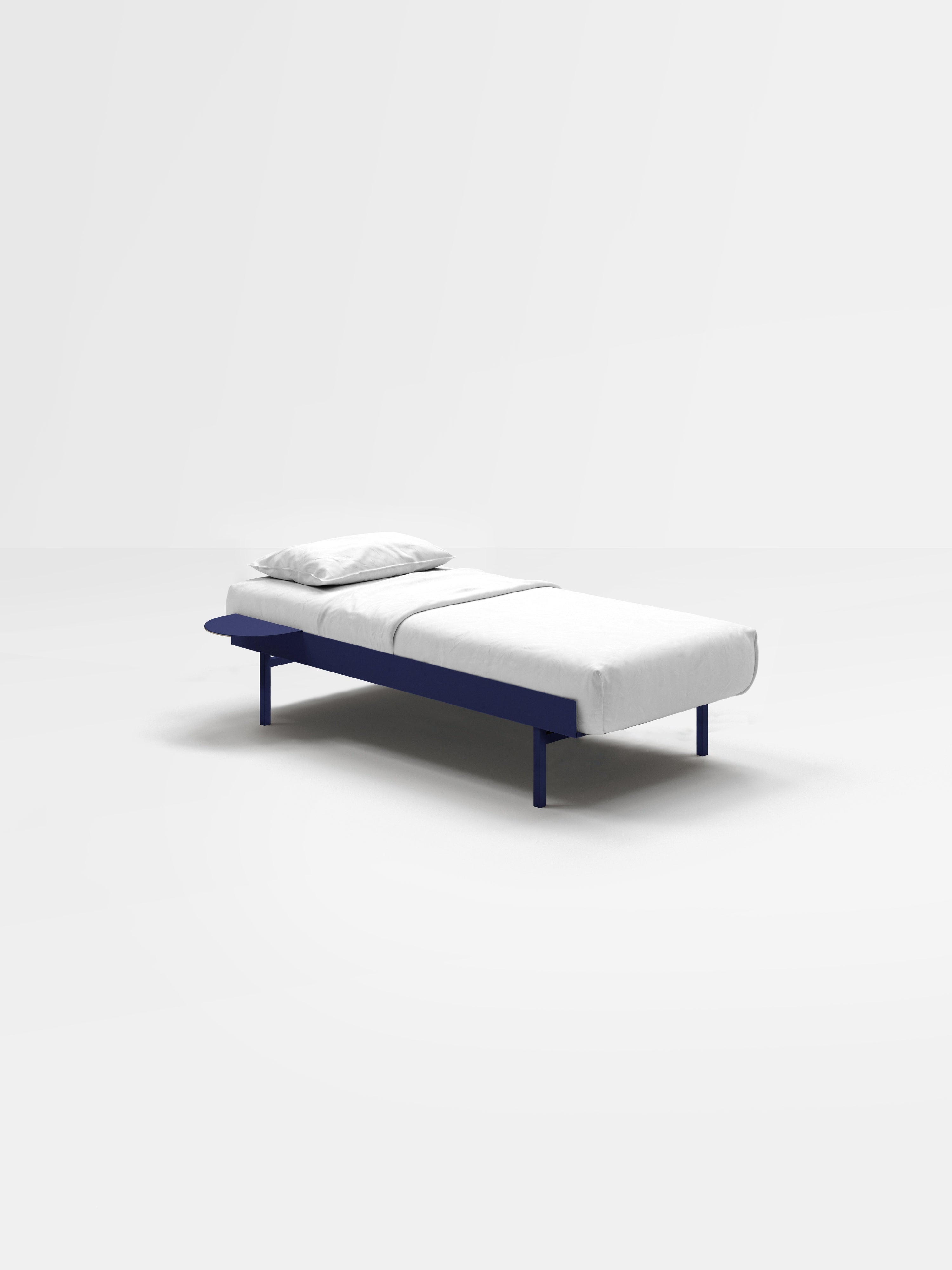 Moebe Bed 90cm – High