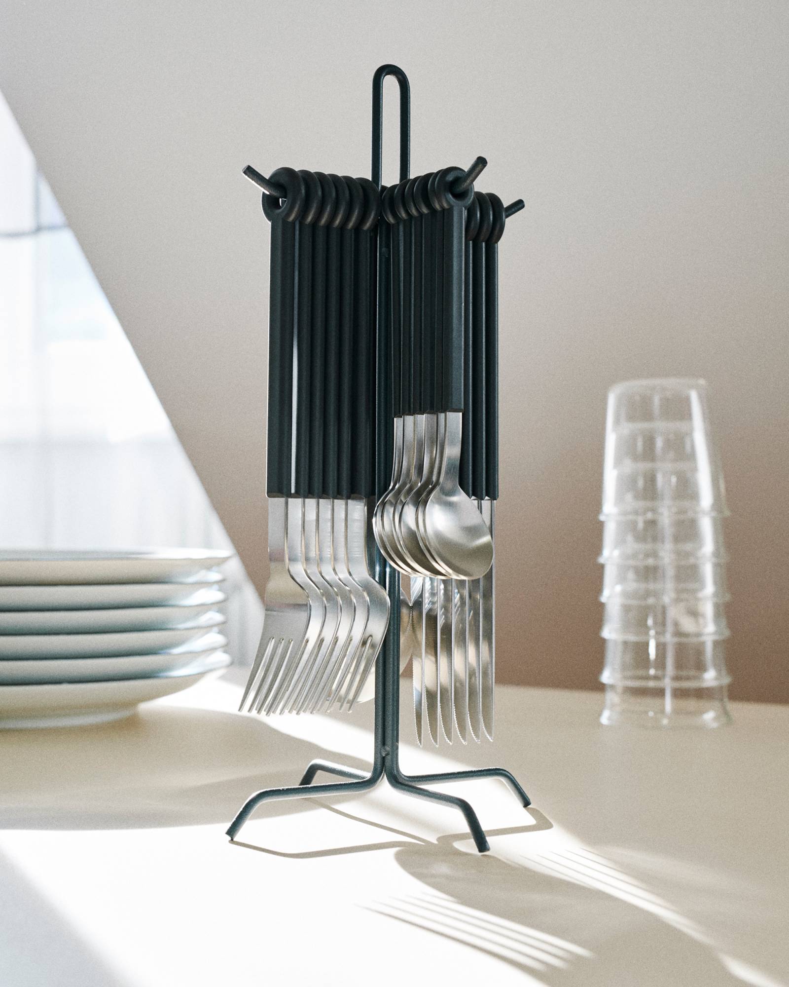 Mono Ring - 24+1 Flatware Set with Anthracite Stand, White - Thumbnail 2