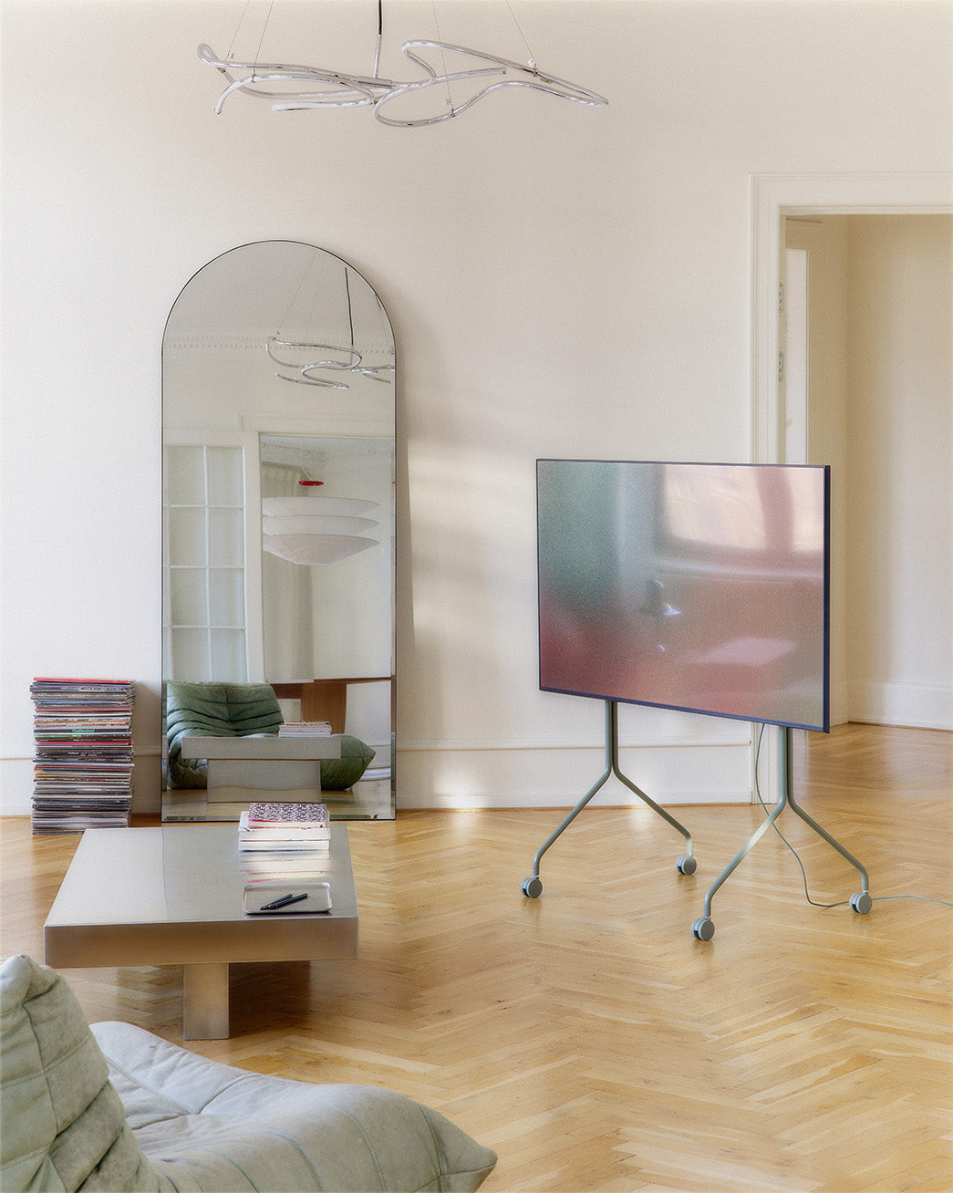 Moon Rollin' Tall TV-Ständer - Oat