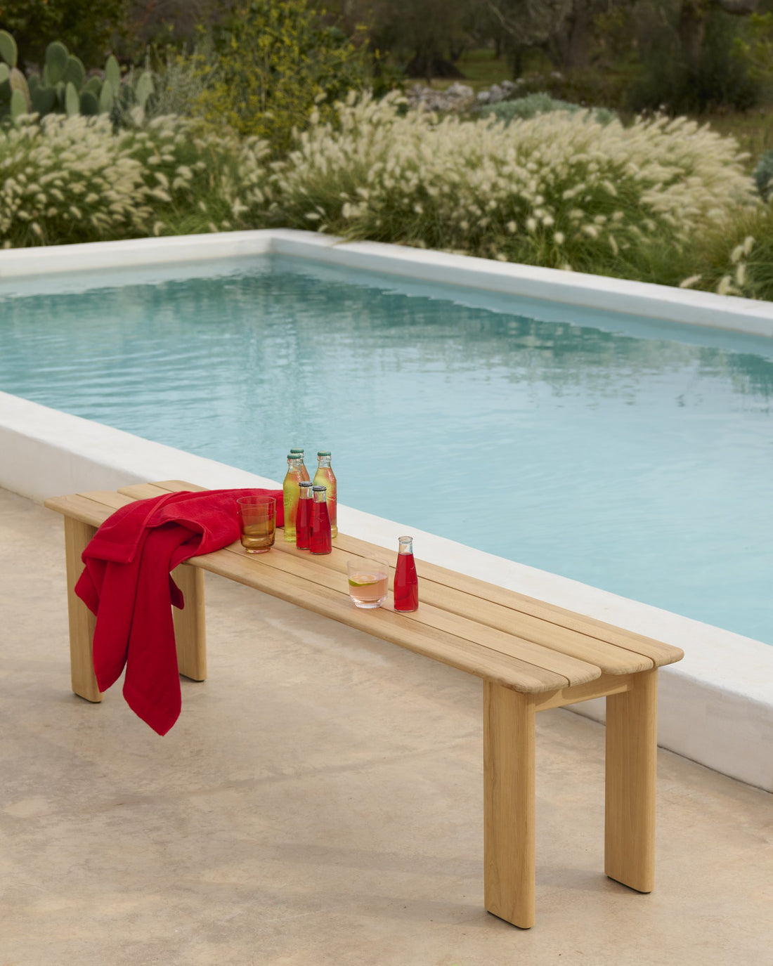 Assemble Bench - Outdoor Benches - Muuto